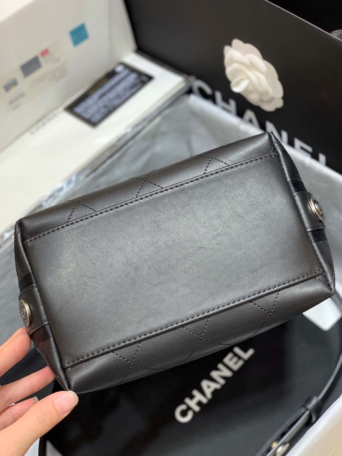 CC Button Up Hobo 23cm Black Cowhide & Grosgrain GHW