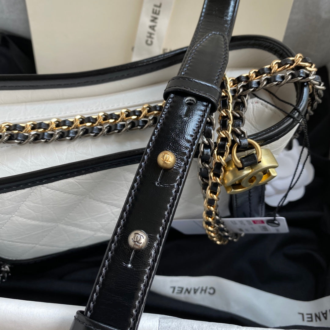 Chanel 25 Gabrielle Black White 20cm Calfskin 289506