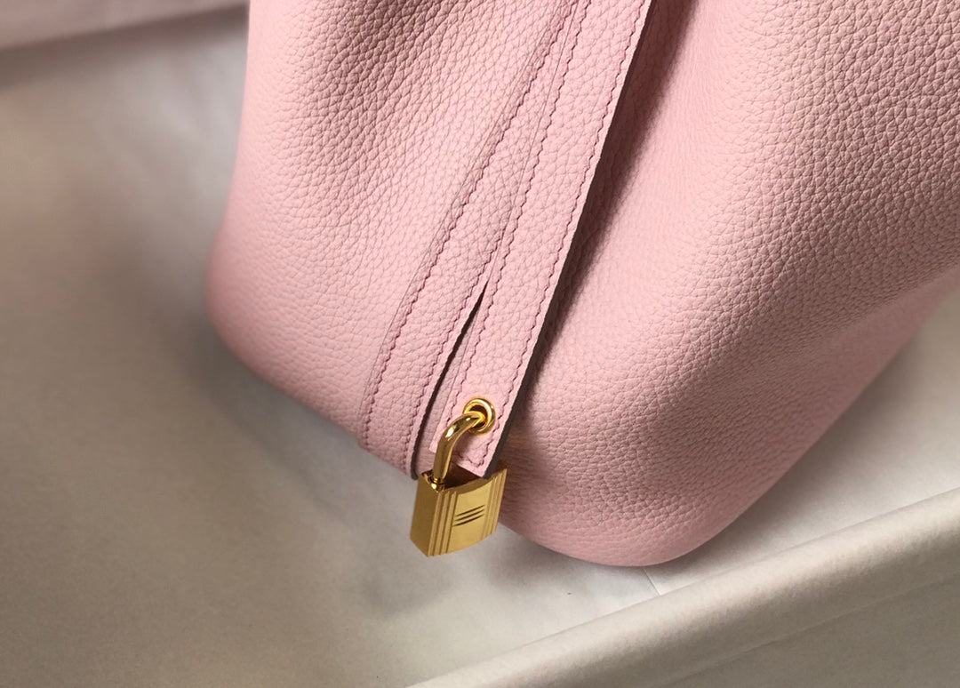 picotin lock 18 pink togo ghw