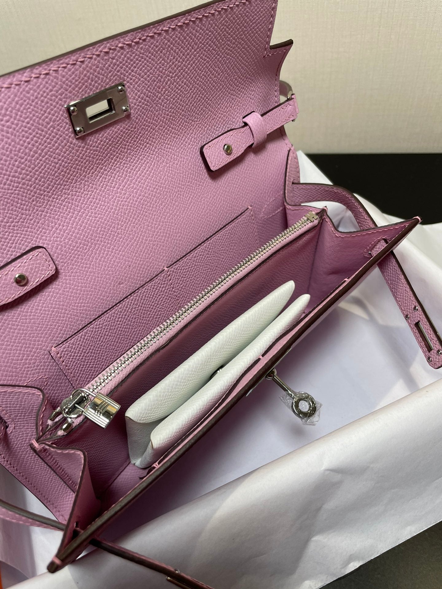 kelly woc 20.5 light pink epsom silver hardware