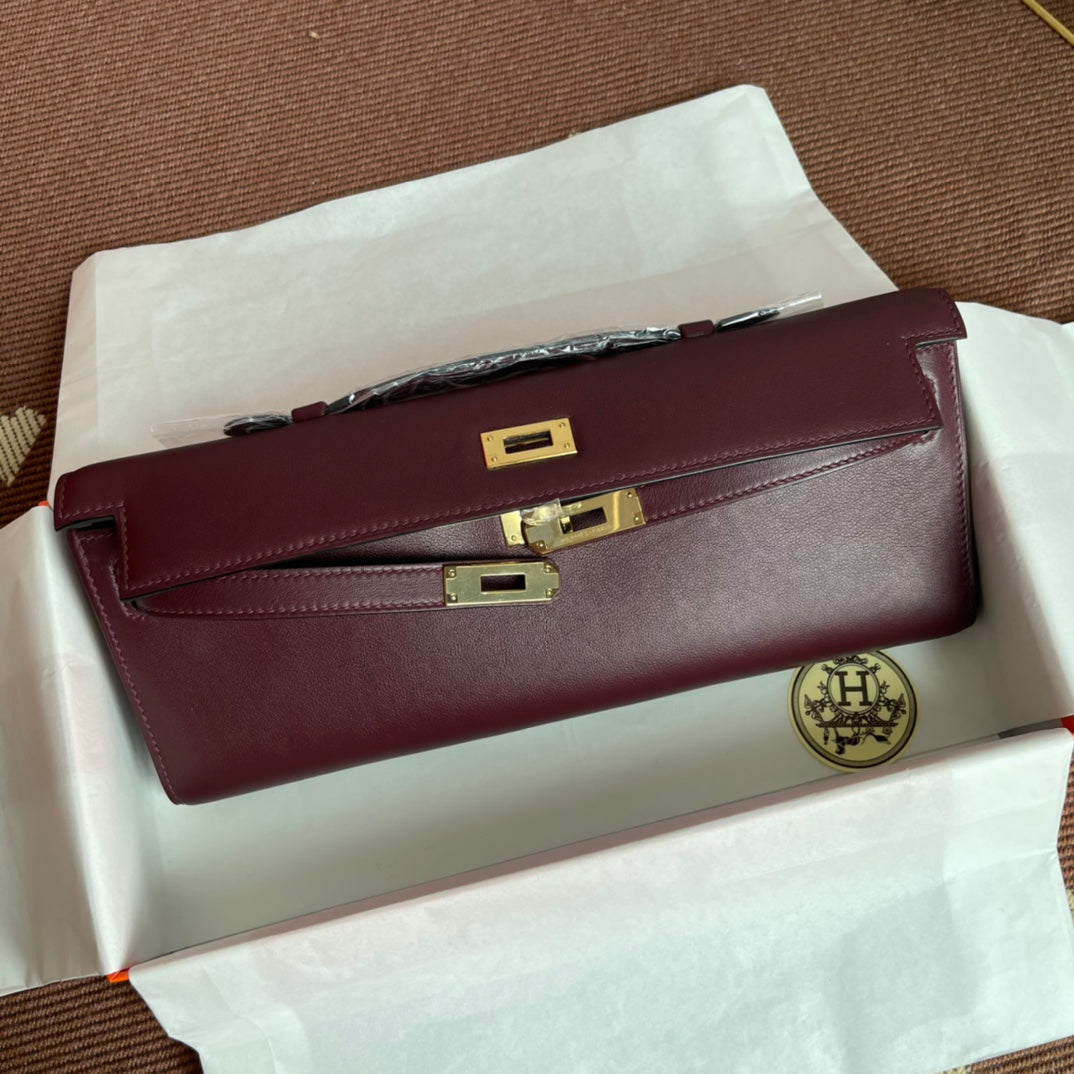 HM Kelly Cut 31cm Maroon Swift Leather Ghw