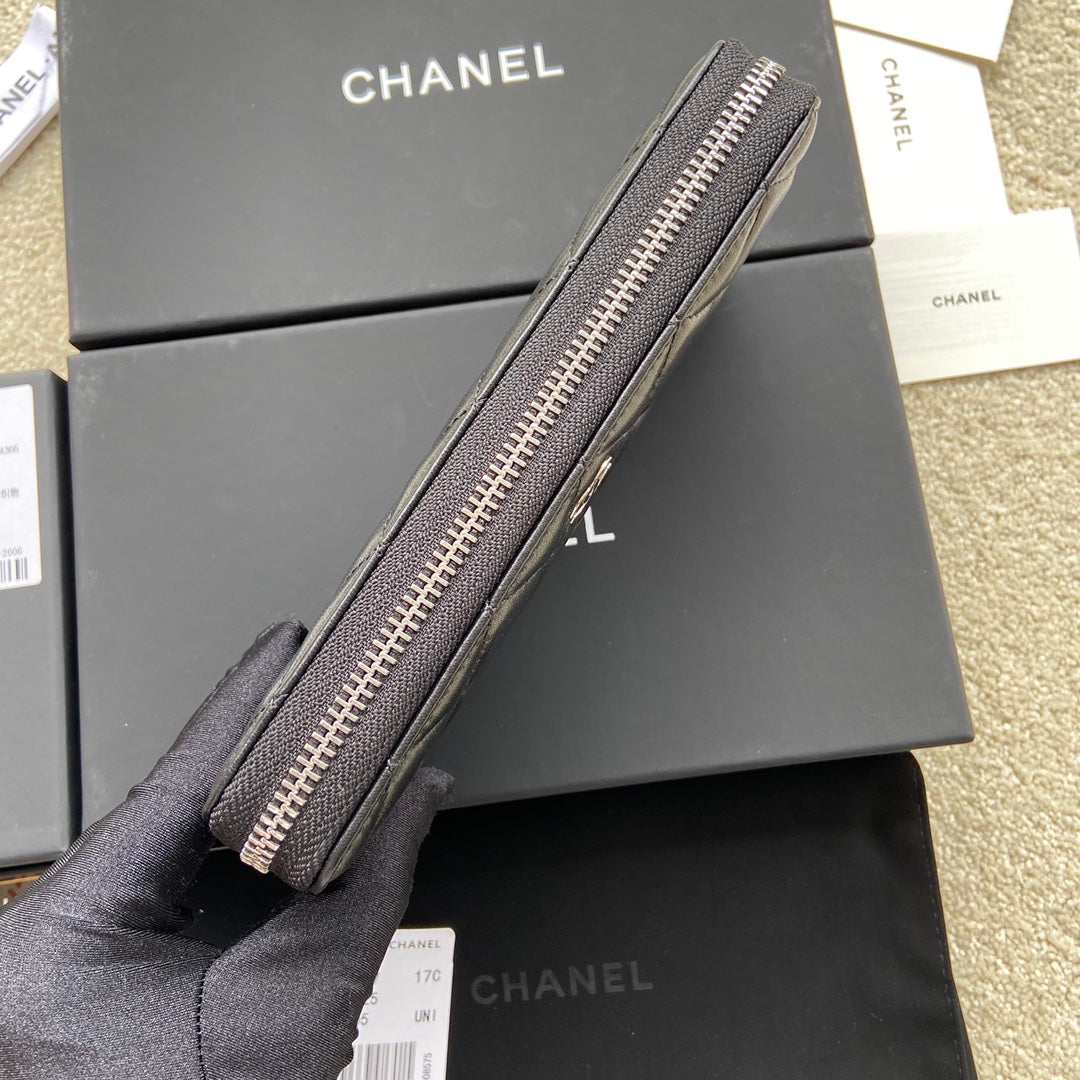 CC A50097 Classic Zipper Wallet Black Caviar GHW 229656