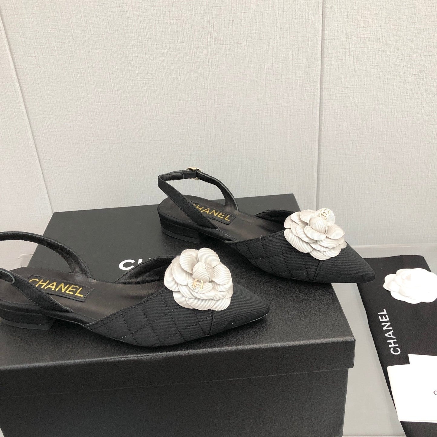 CC 25C 2CM Slingback Flats Black White Fabric 213237