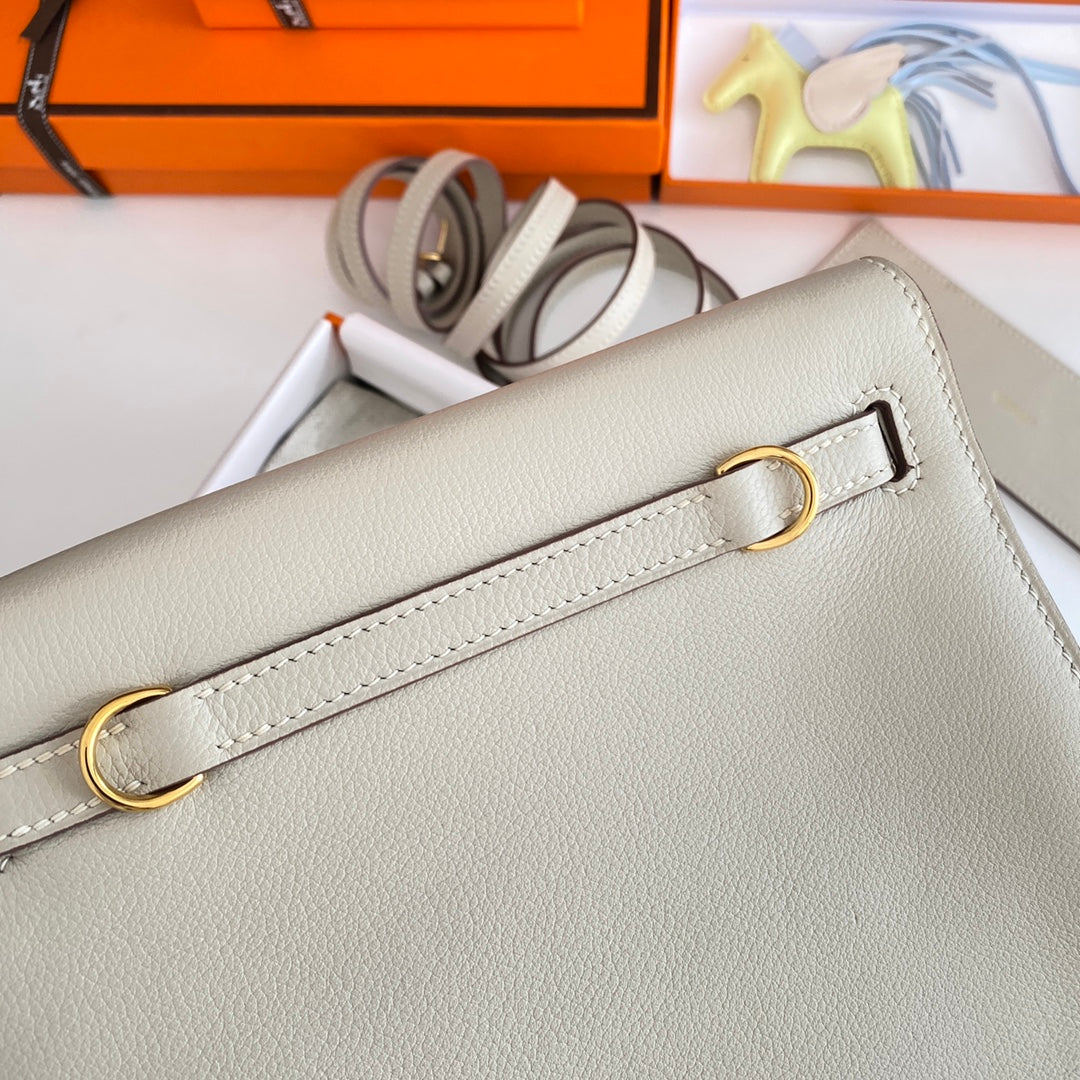 Kelly Danse II 22cm White Evercolor Leather Ghw