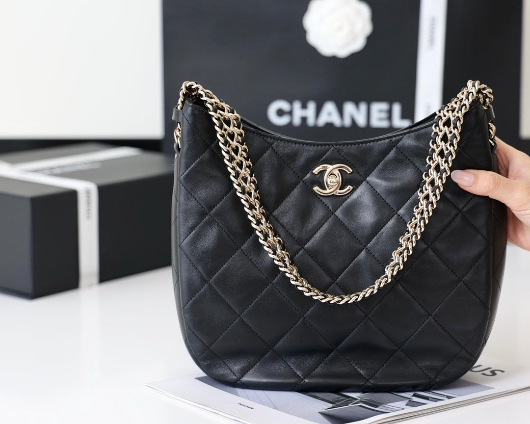 CC 22p Turnlock Hobo 26cm Quilted Black Lambskin Light GHW