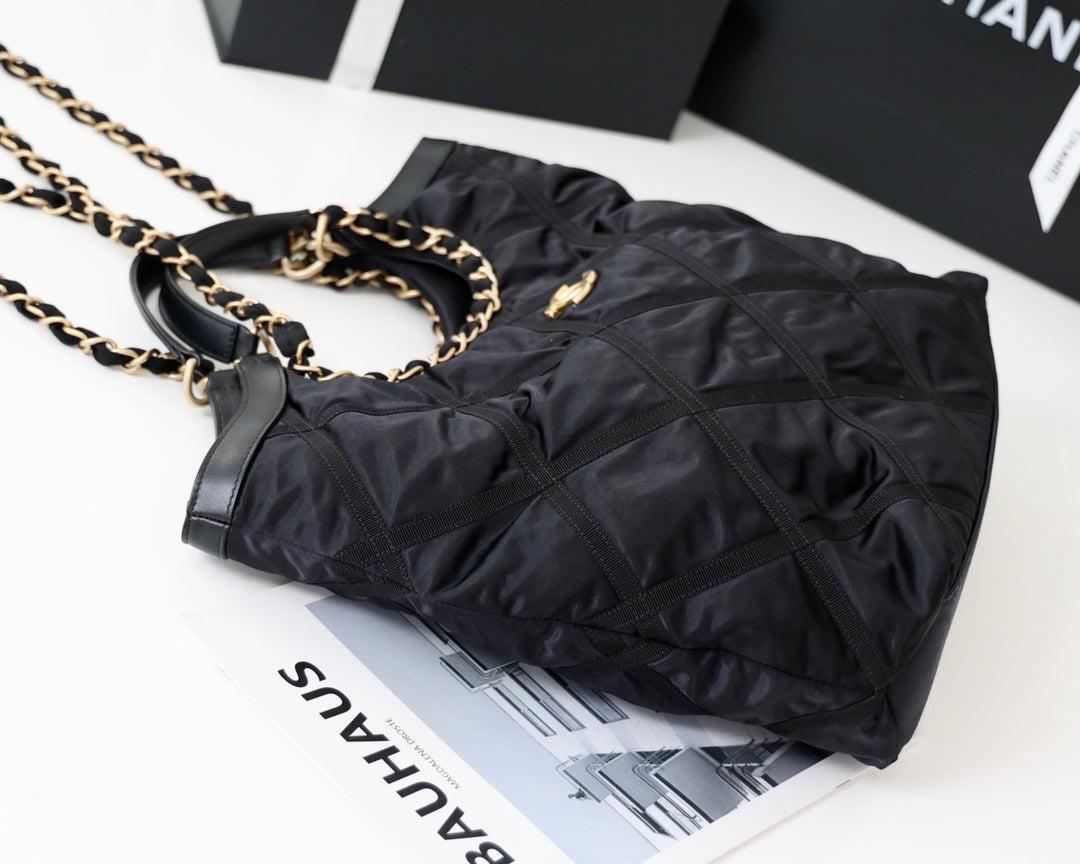 CC 22P  Maxi Shopping Bag Black Nylon with Grosgrain