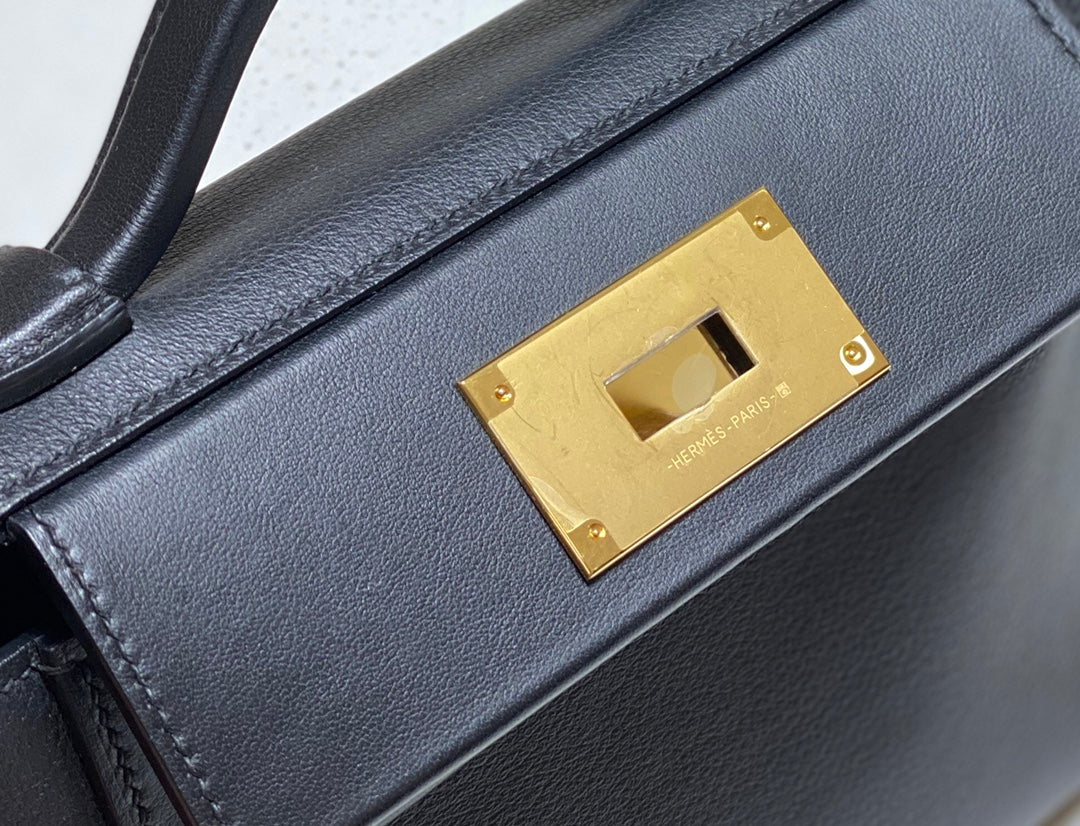 HM Mini 24 Sur 24 Bag 21cm Black Swift Cowhide Gold Hardware 250257