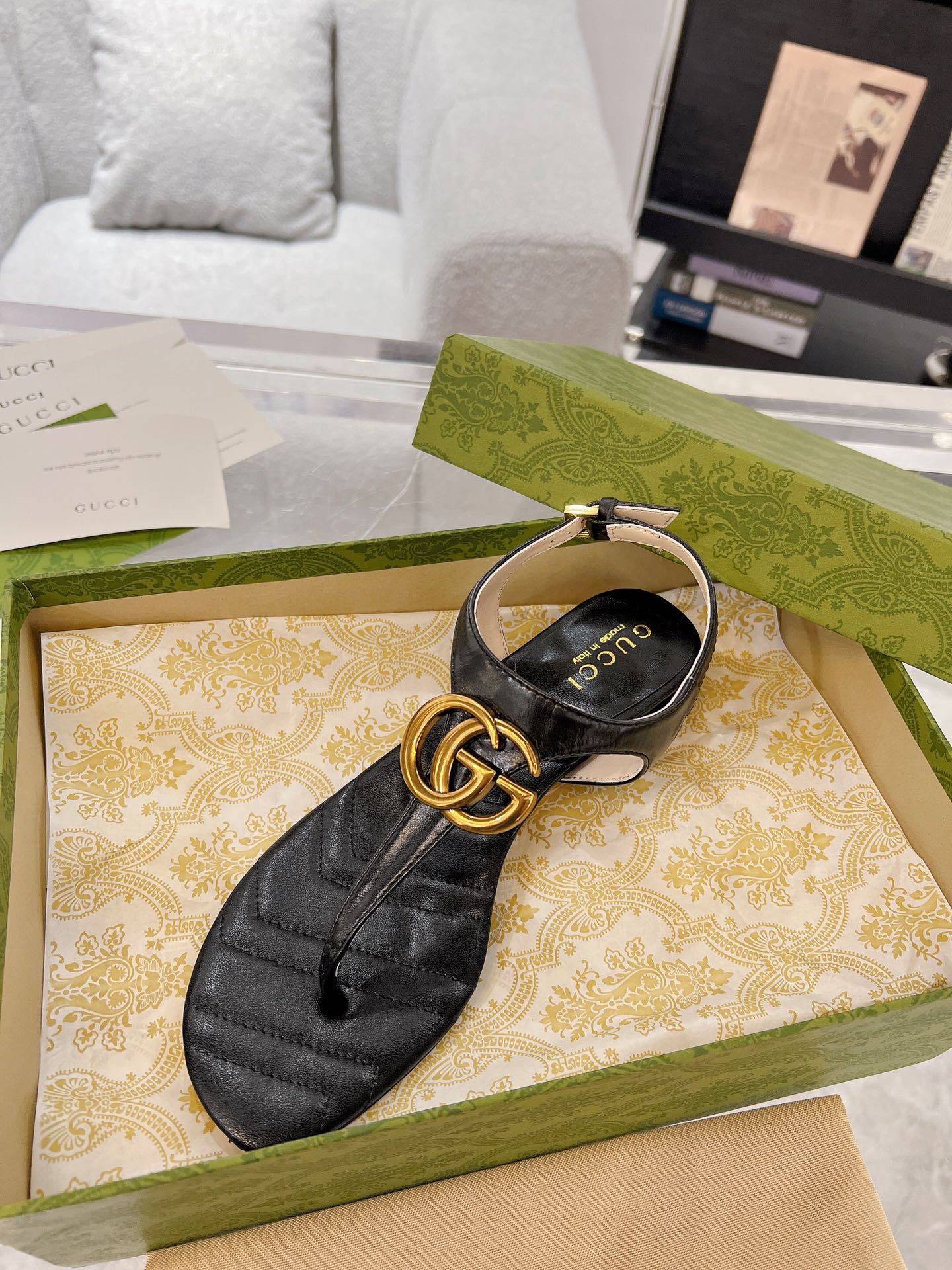 GC Double G Block Heel Thong Sandals Black Leather 292410