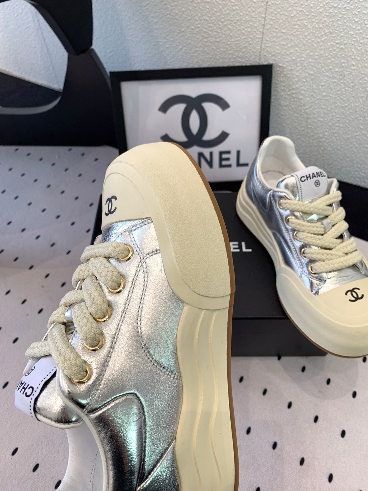 CC Sneaker 50mm In Silver Cowhide 147068