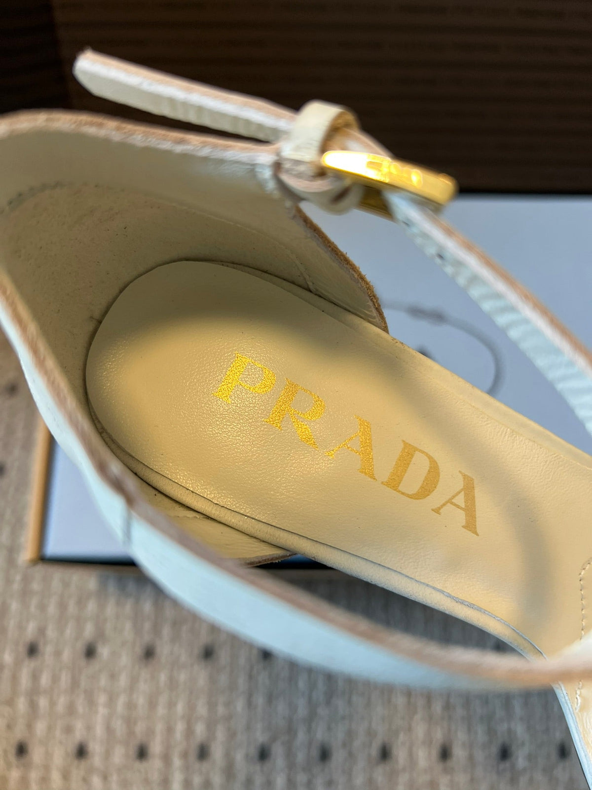 PRA 26S High-Heeled Sandals 75 White Cowhide 627442