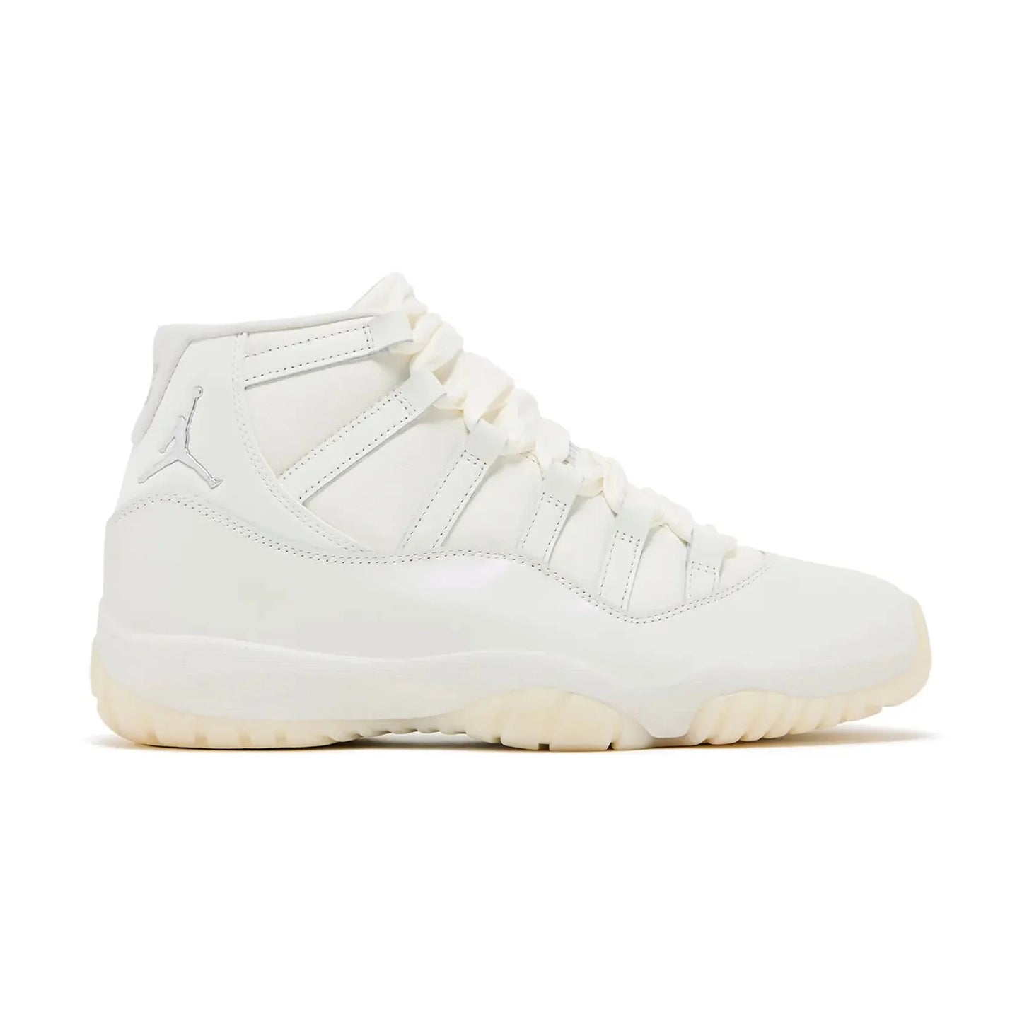 Air Jordan 11 Retro 'Pearl'