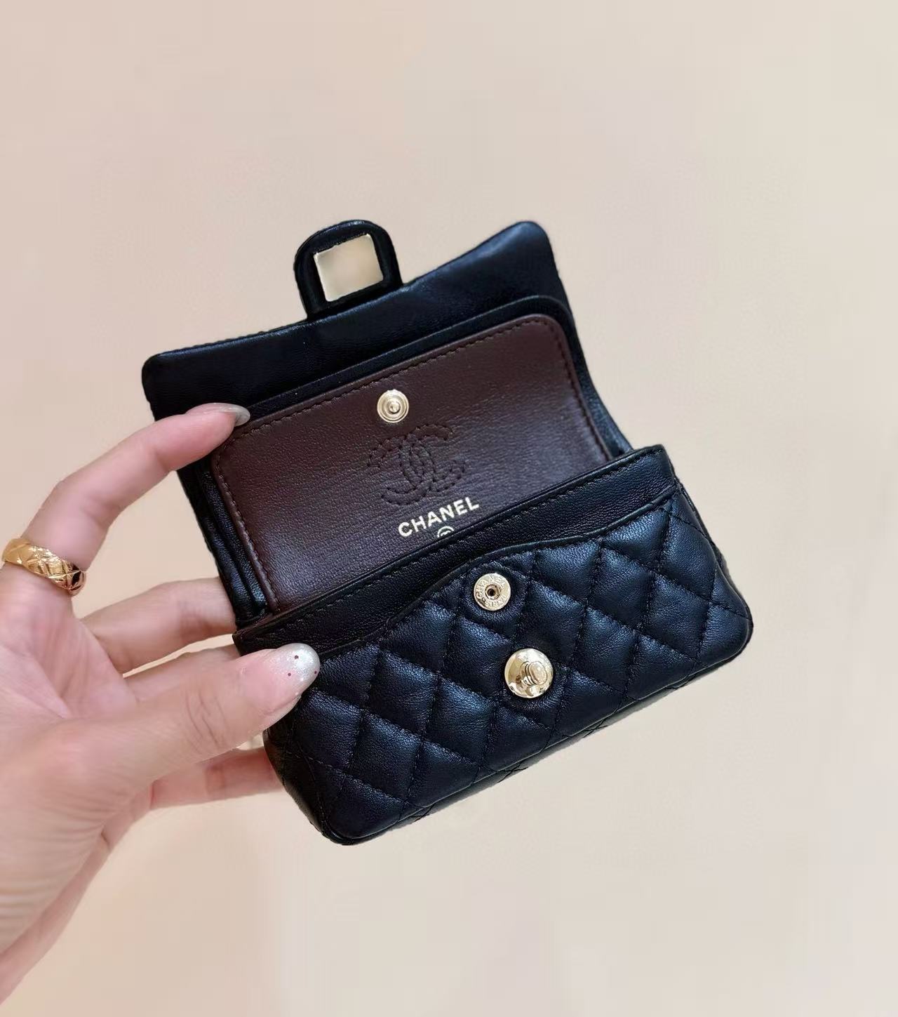 CC 25A Mini Coco Mark Heart x Pearl Charm Bag 12.5cm Black Lambskin