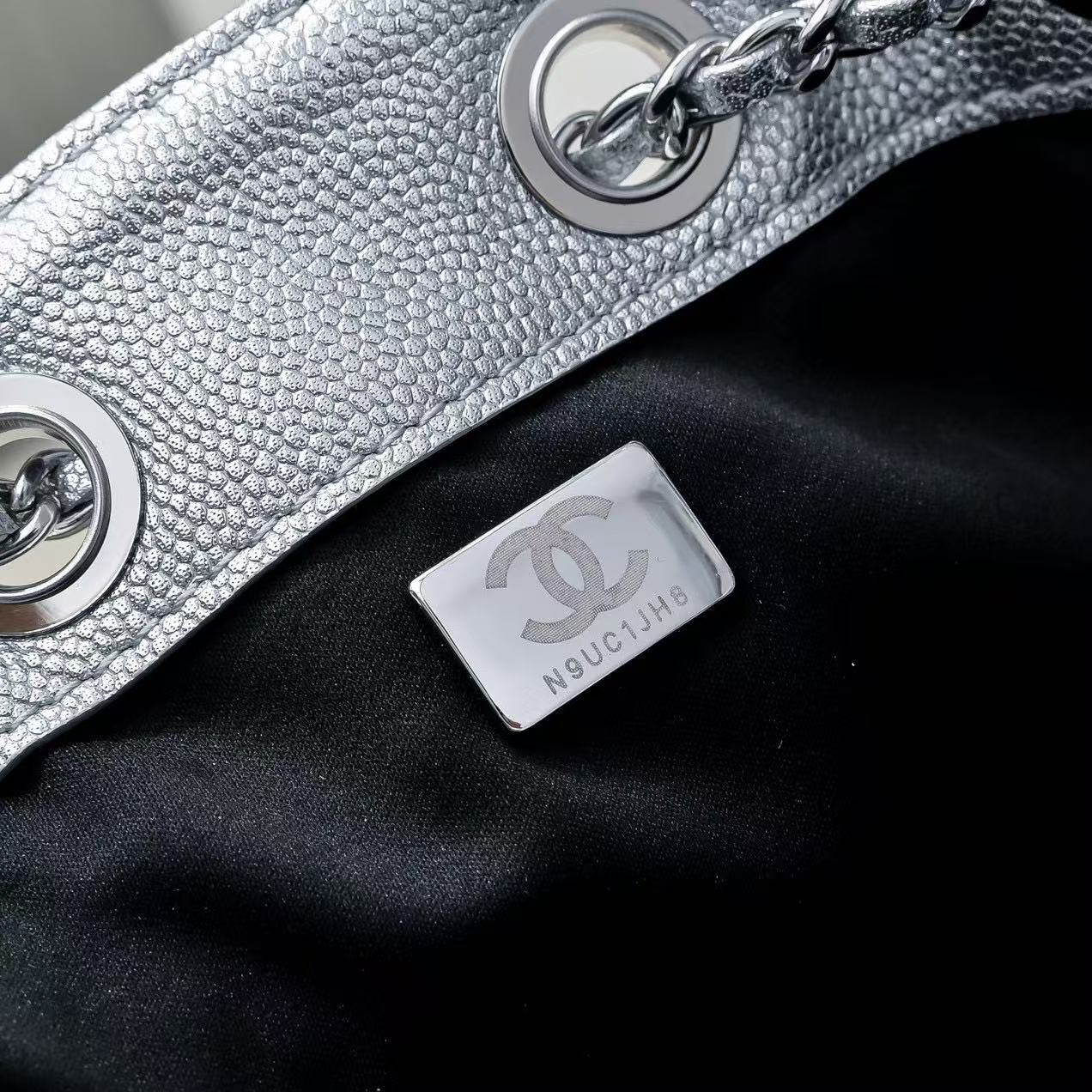 CC Cruise 25/26 Mini Handbag Sliver Caviar Leather