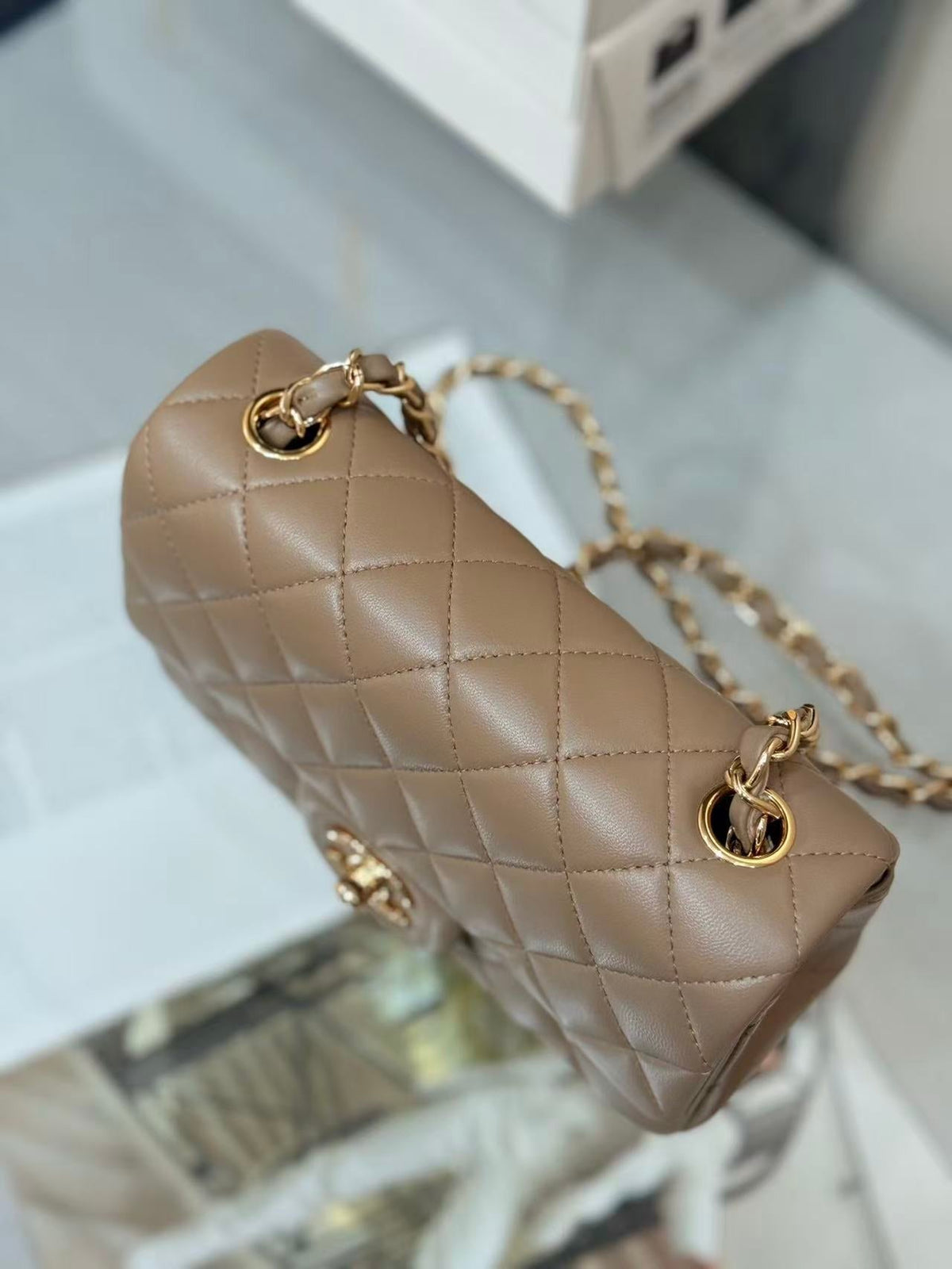 Medium Classic Flap Bag 23cm Light Beige Lambskin Gold Hardware