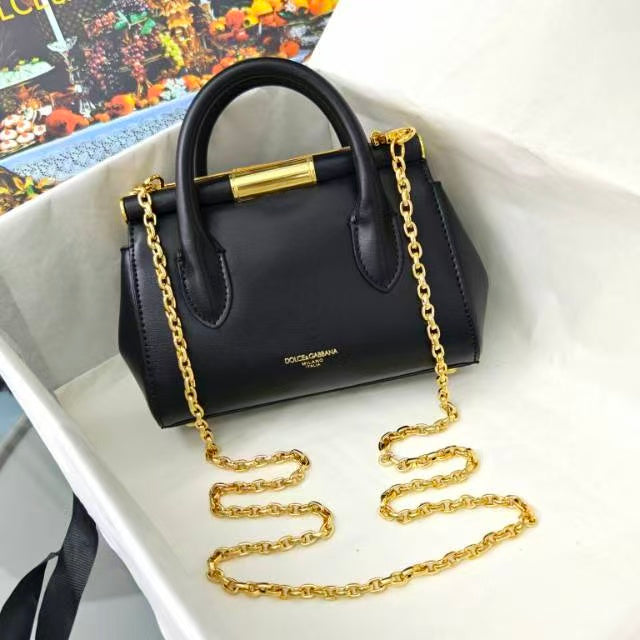 DB Small Marlene Day Bag Black Calfskin