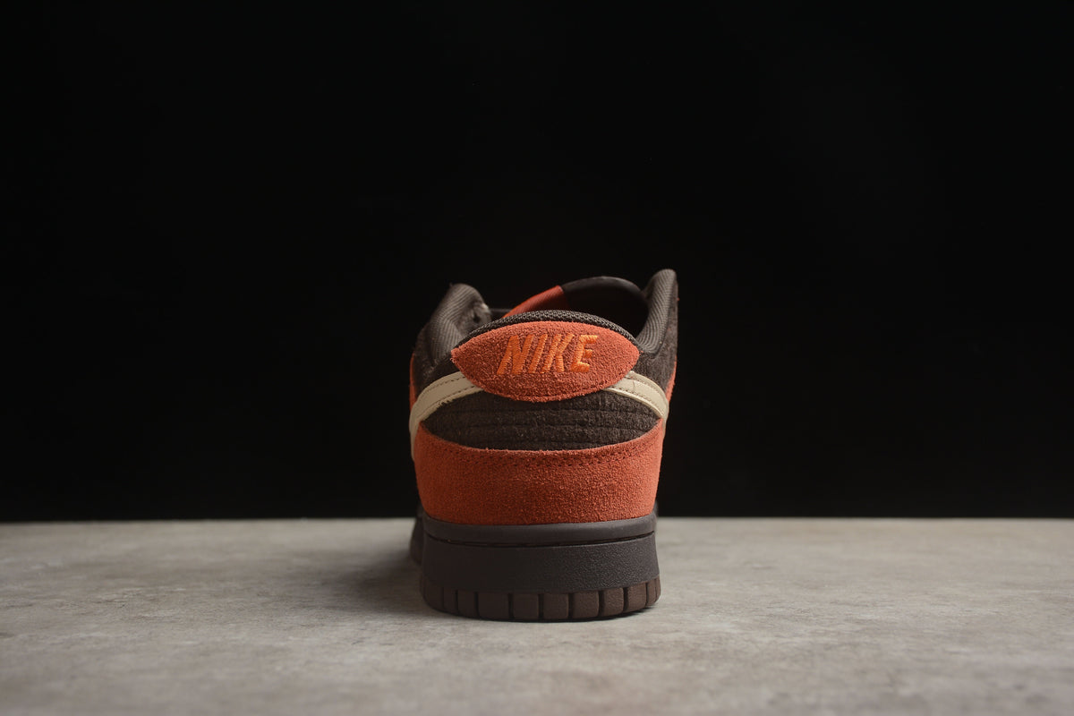 Nike Dunk Low Red Panda