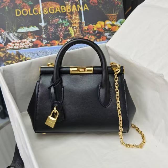 DB Small Marlene Day Bag Black Calfskin