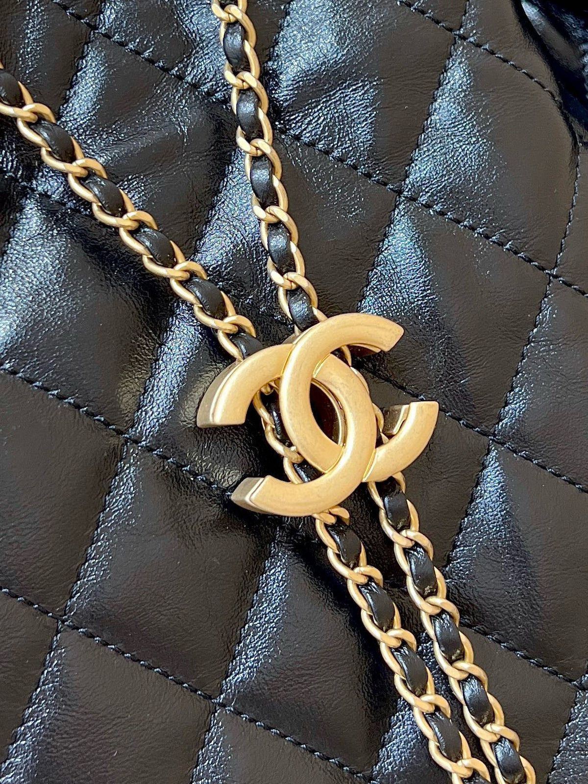 CC 25C Hobo Bag Large 40cm Balck Polished Calfskin Gold Hardware