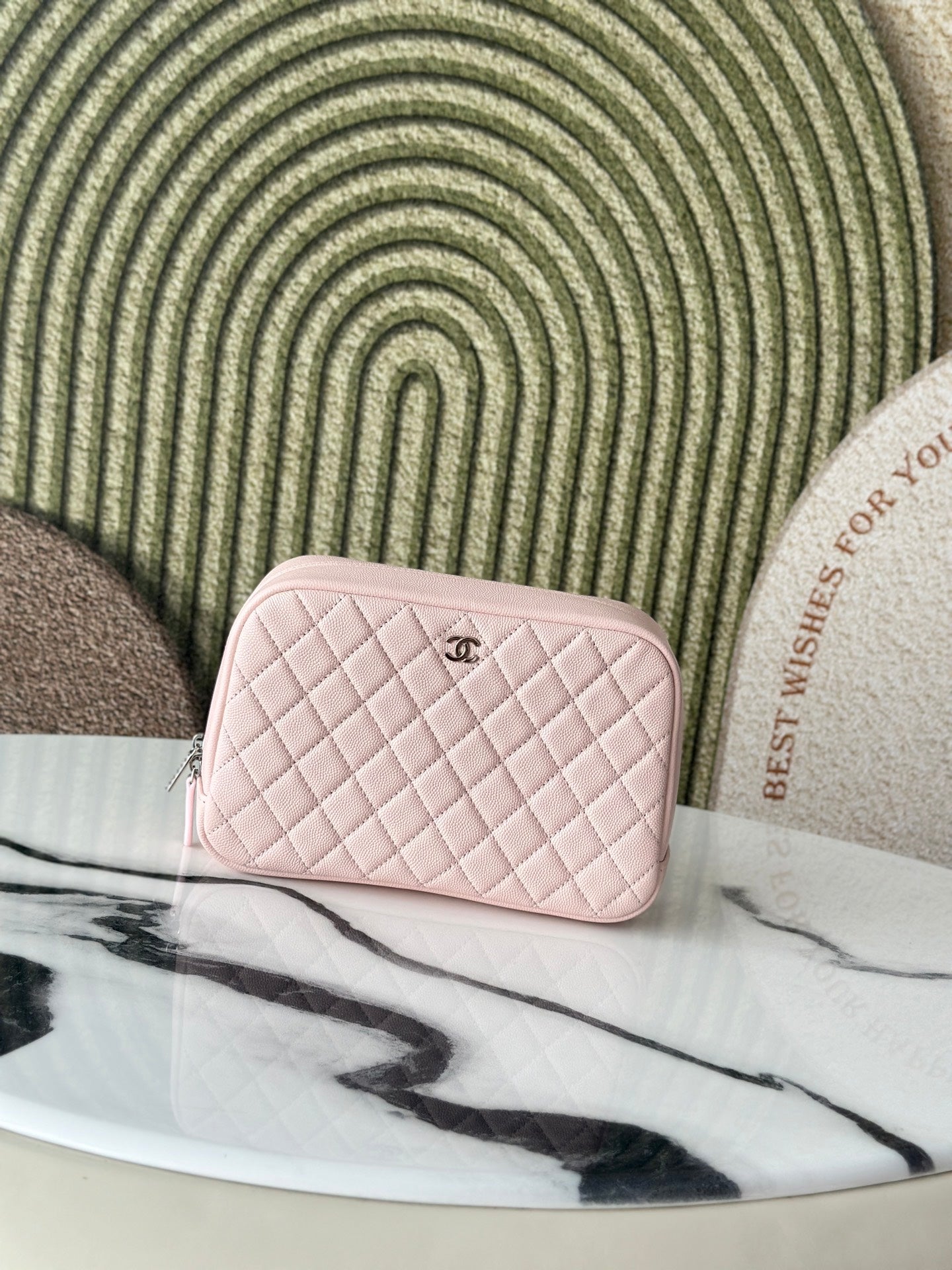 CC Classic Pouch CC Logo Diamond Quilted Pink Caviar Calfskin
