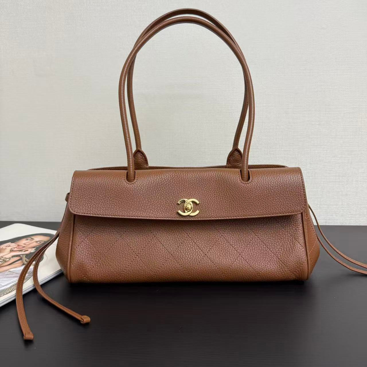 CC 26ss Small Shopping Bag 30.5cm Brown Grain Leather