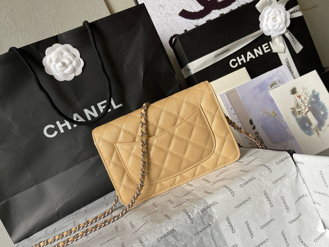 CC WOC Fortune Bag Beige Quilted Caviar Leather Sliver Hardware