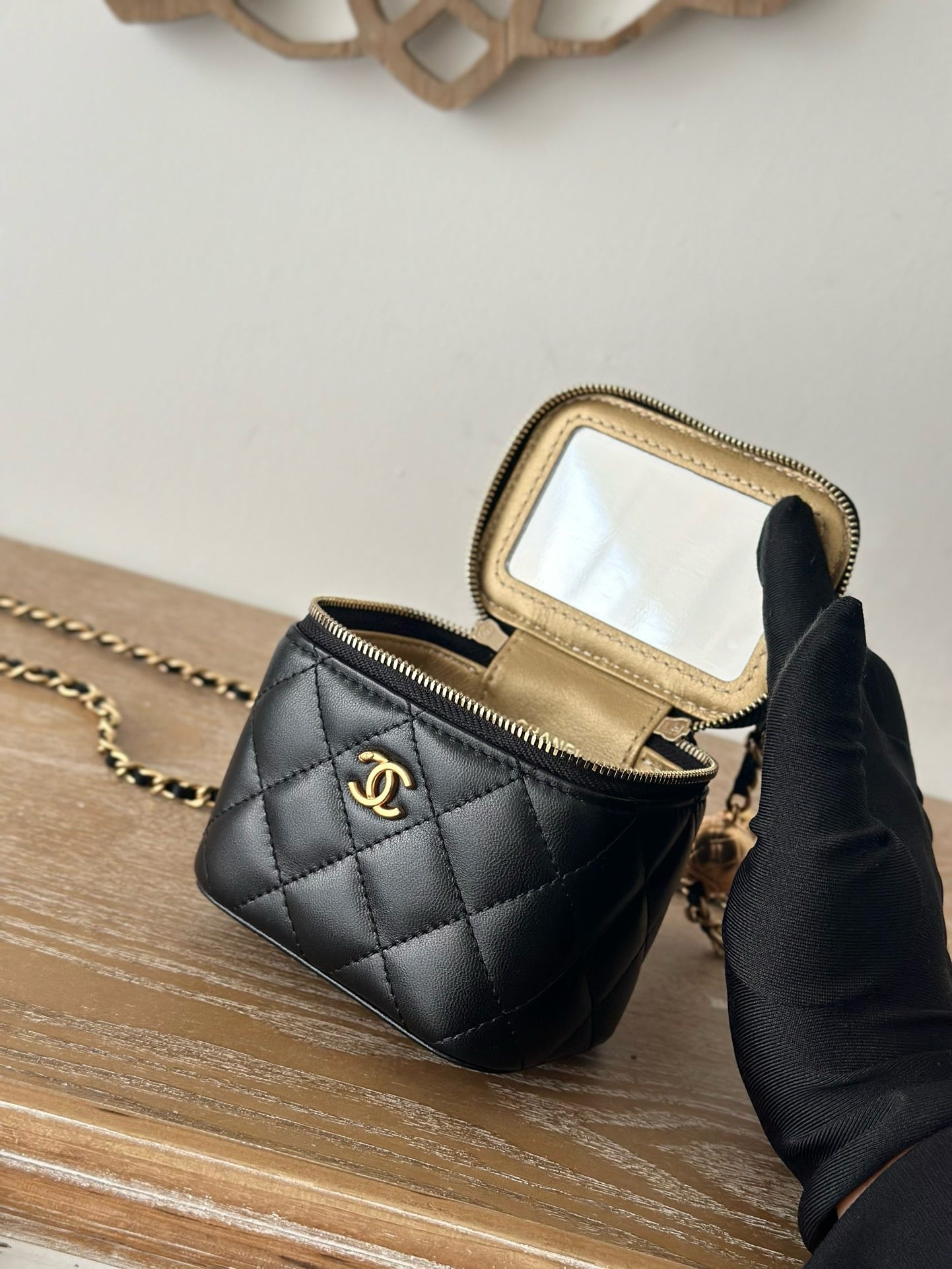 CC Vanity Case Small 10.5cm Black Lambskin