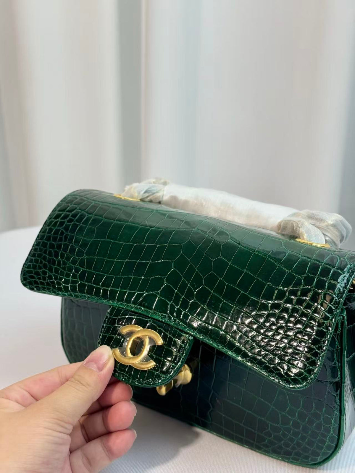 CC Mini Flap Bag 20cm Teal Green Crocodile (Need production time)