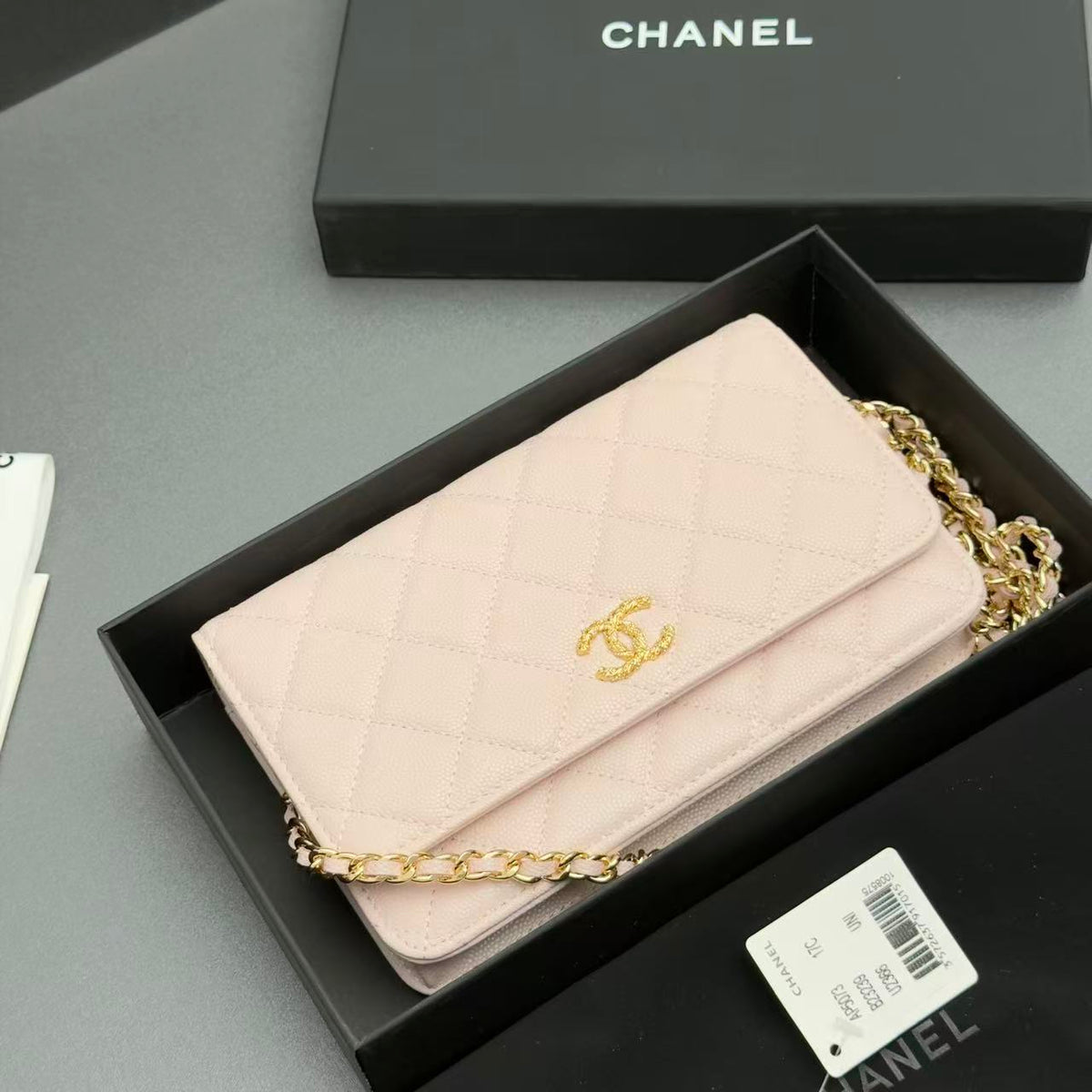 CC 26s WOC 19cm Light Pink Caviar Gold Hardware