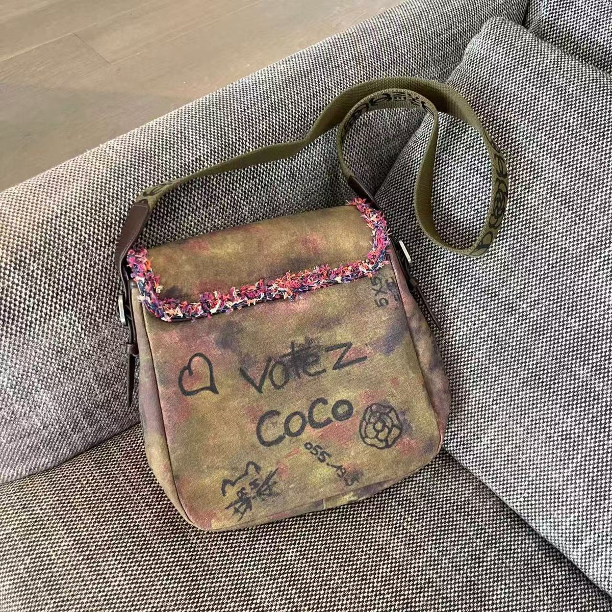 CC Graffiti On The Pavements Messenger Bag Multicolor Canvas