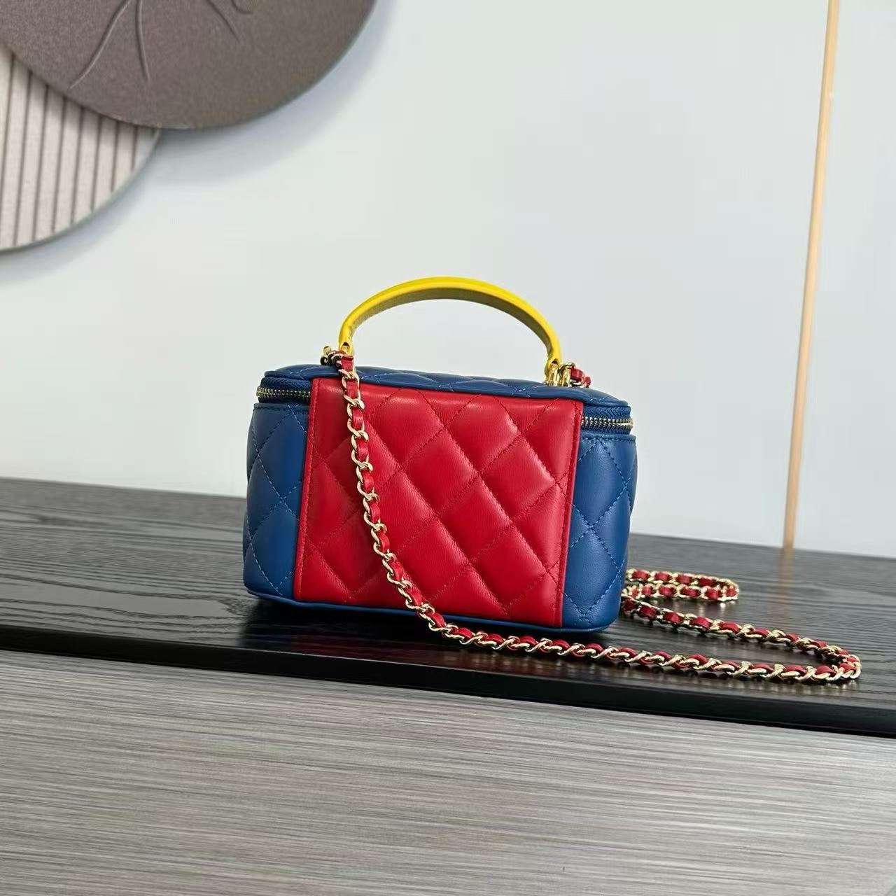 CC 26s Long Vanity With Chain Yellow Blue Lambskin