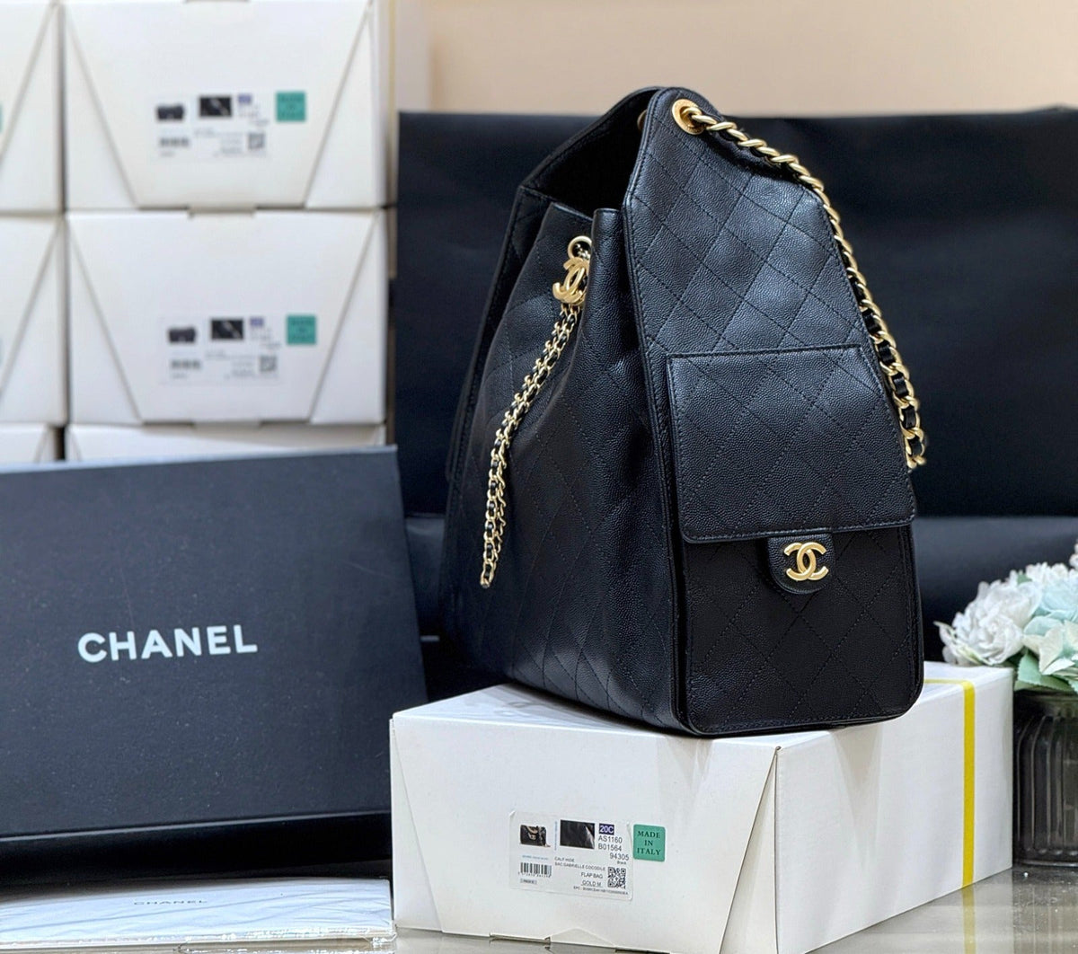 CC 25C Hobo Bag Large 40cm Black Caviar GHW
