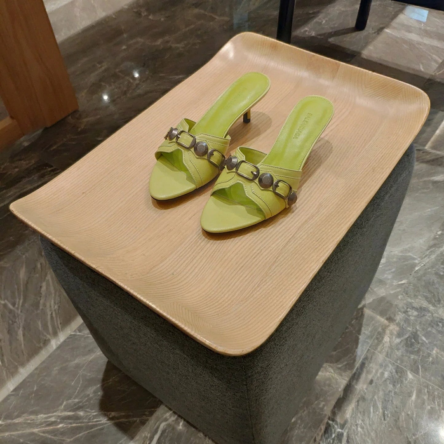 Balenciaga 26s Buckle Sandals 40 Cowhide