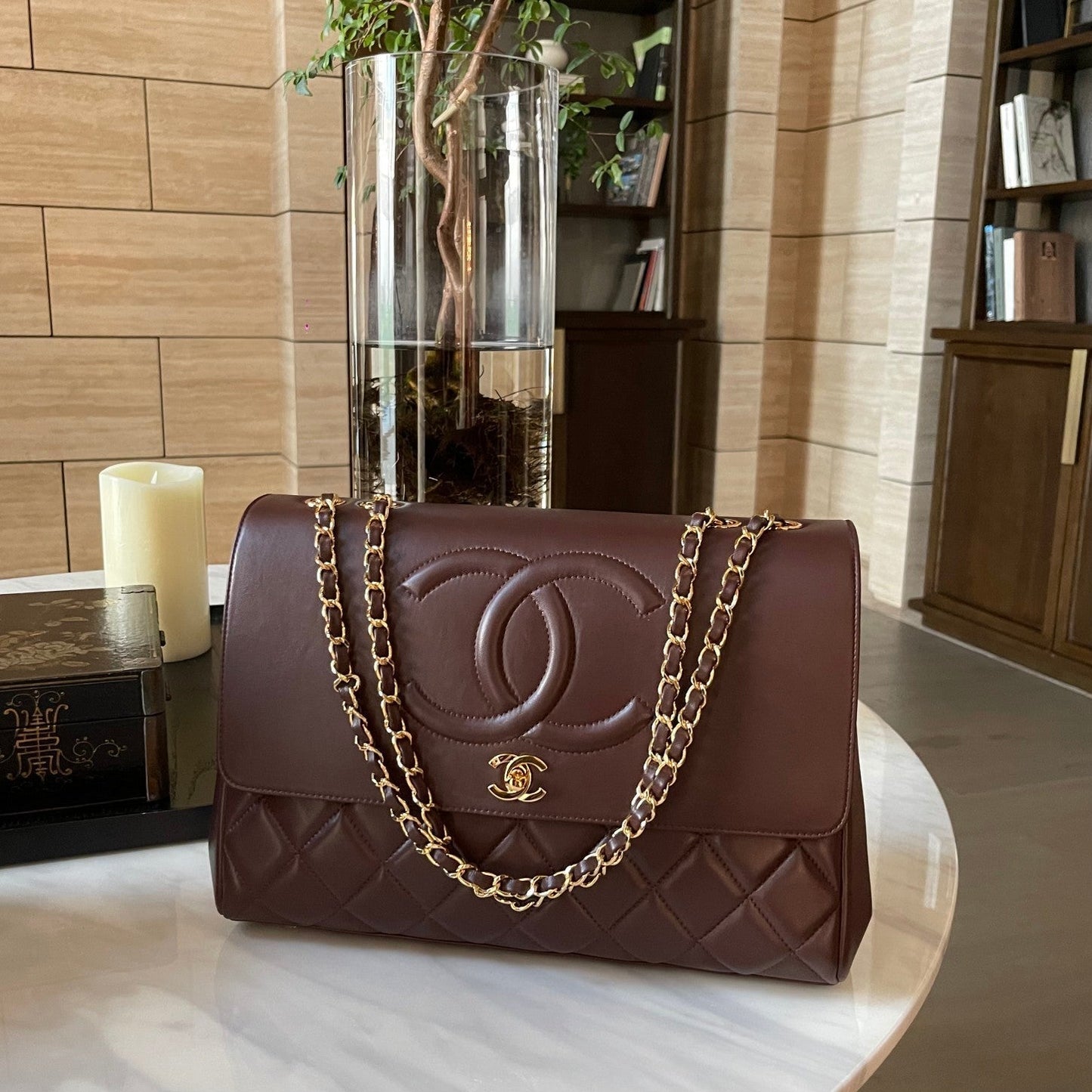 CC Vintage Embossed CC Flap Bag 33cm Cowhide