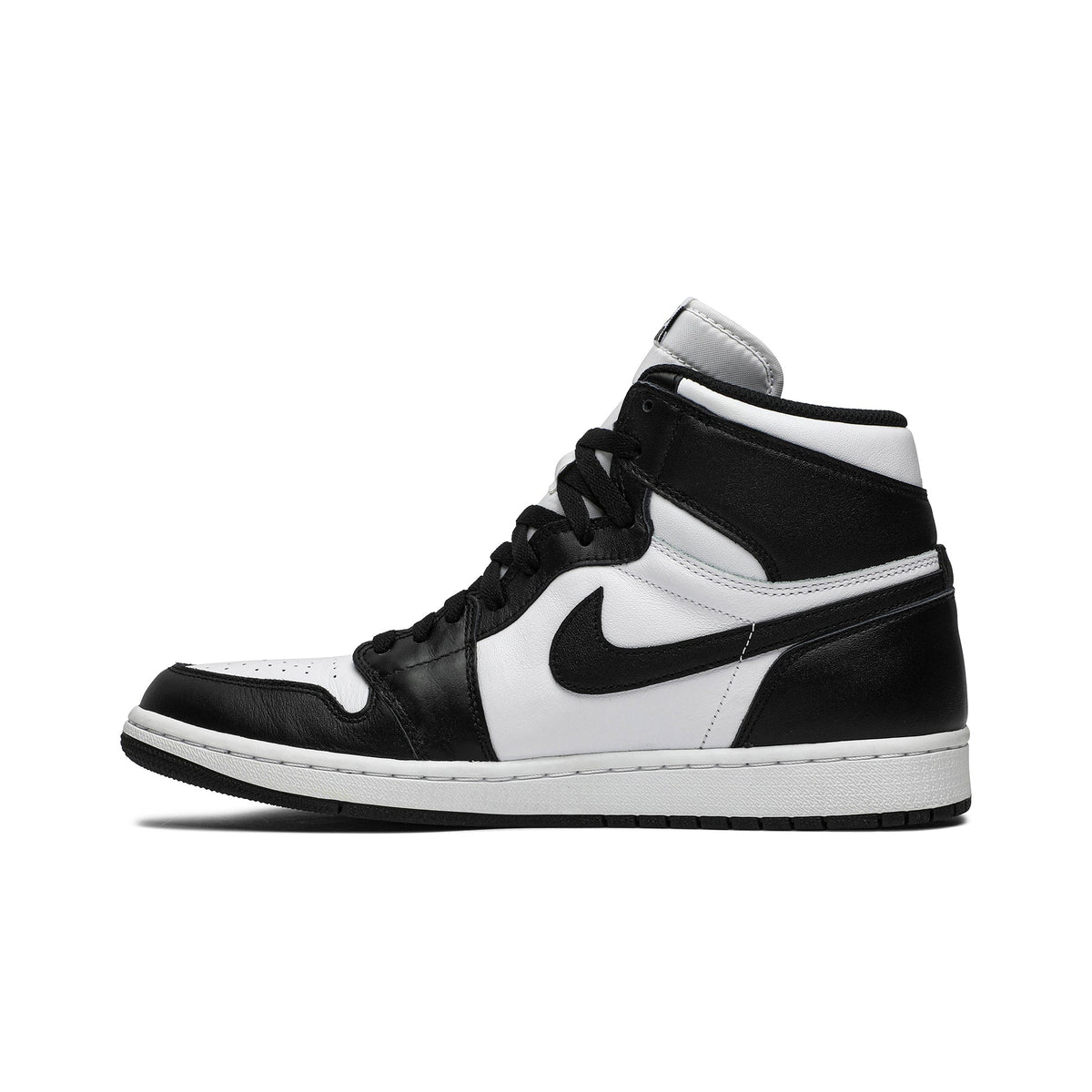 Air Jordan 1 Retro High OG ‘Black/White’ 555088-010 Sneakers - Collector's Ed...