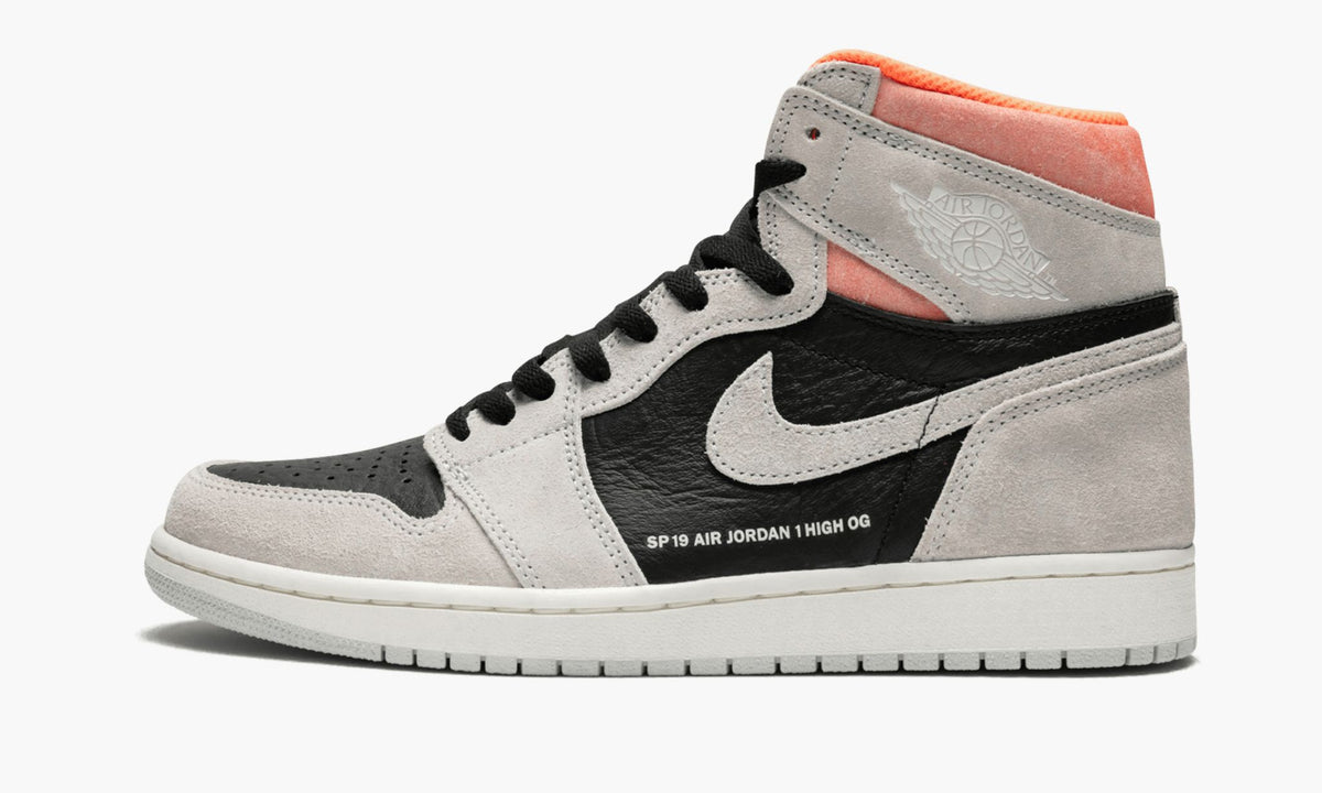 Air Jordan 1 Retro High OG Neutral Grey/Hyper Crimson Sneakers - Prime Pick
