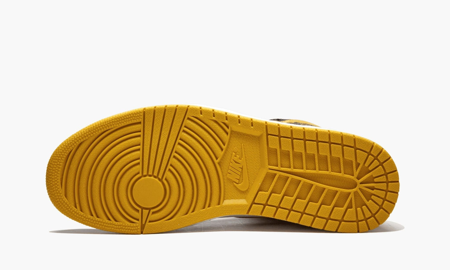 Air Jordan 1 Retro High OG Yellow Ochre Sneakers - Style Staple