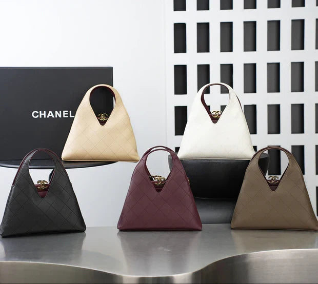 Chanel 2026 Shopping Bag 23cm Calfskin And Gold-tone