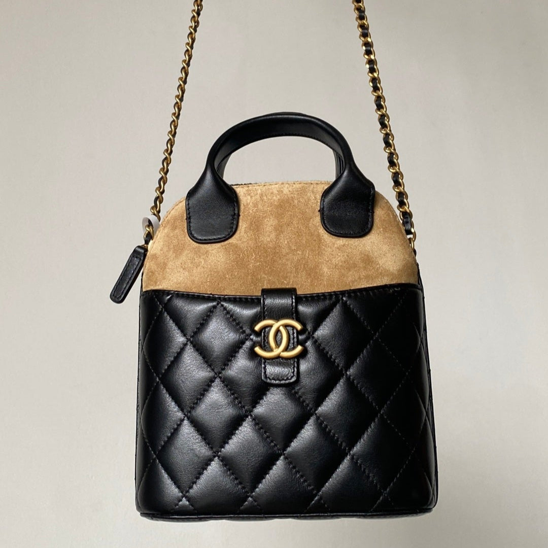 CC Clutch with chain 18 black brown suede calfskin