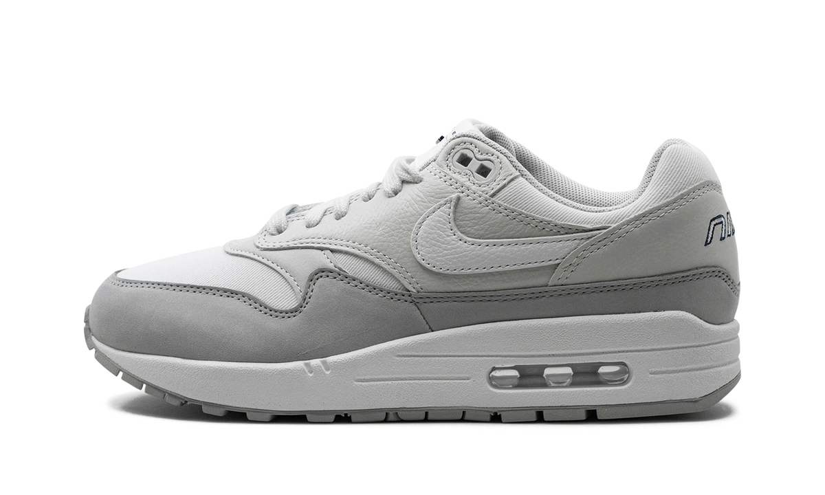 AIR MAX 1 '87 LX WMNS "Light Smoke Grey" FN0564 001