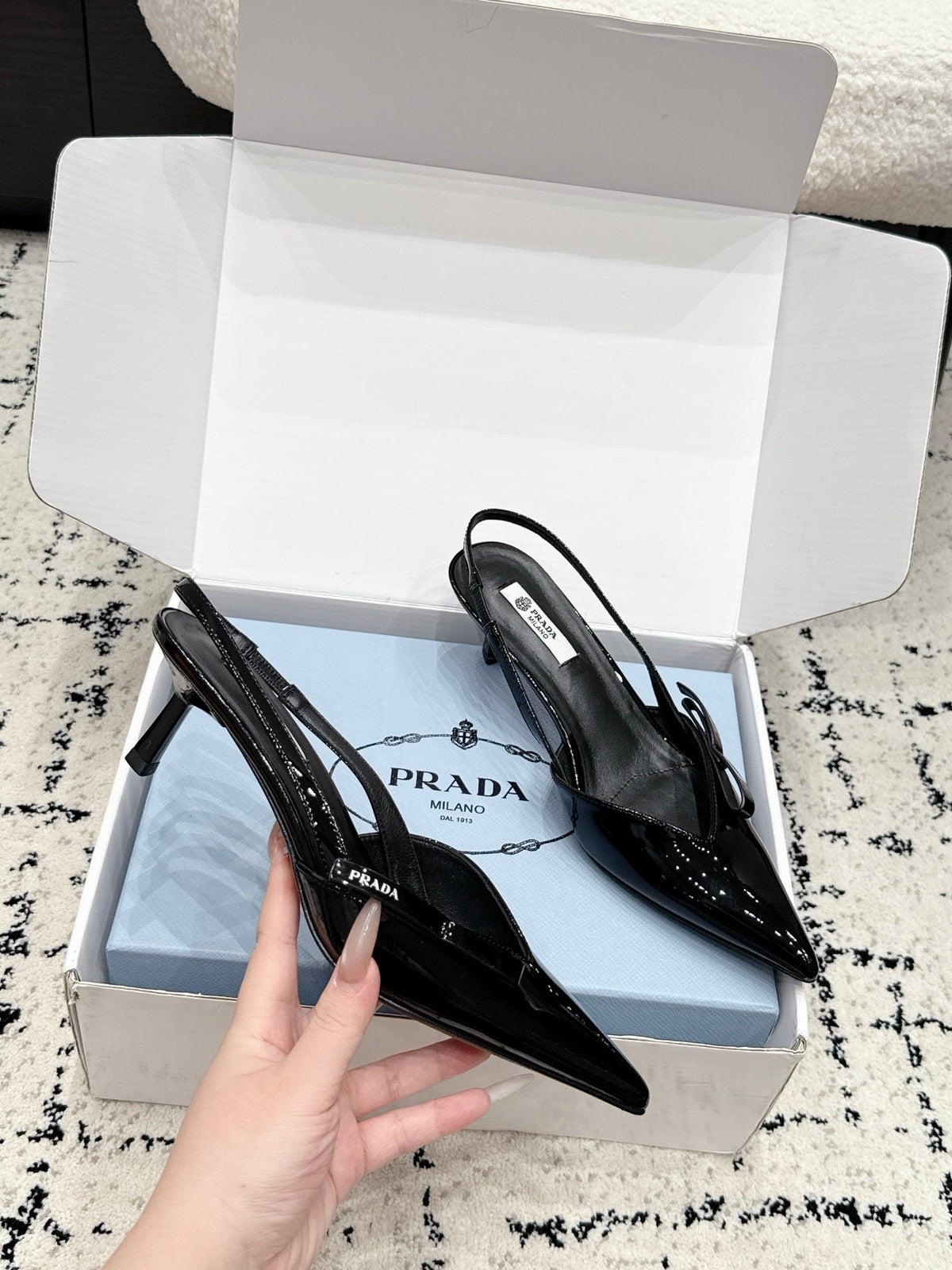 Prada 2026 Pointed Toe Bow SlingBacks 60mm Patent Leather 769838