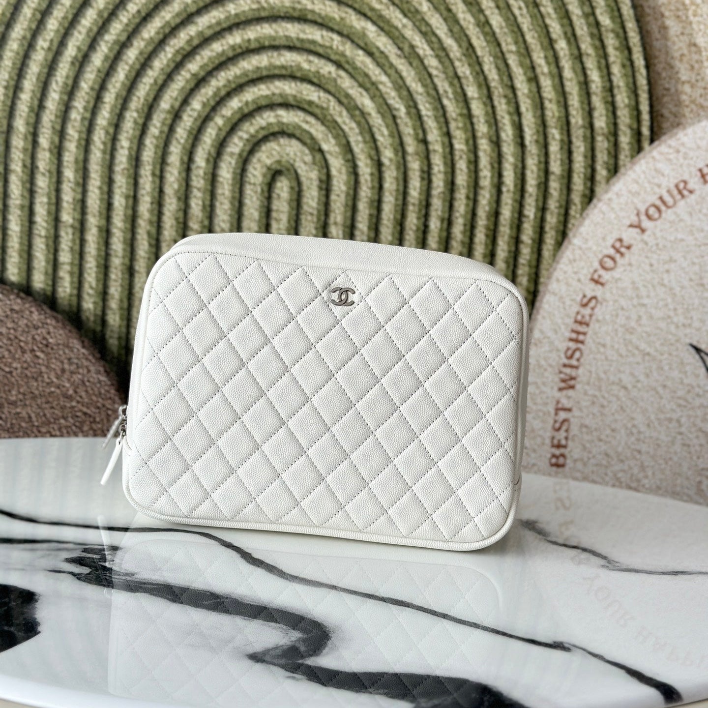 CC Classic Pouch CC Logo Diamond Quilted White Caviar Calfskin