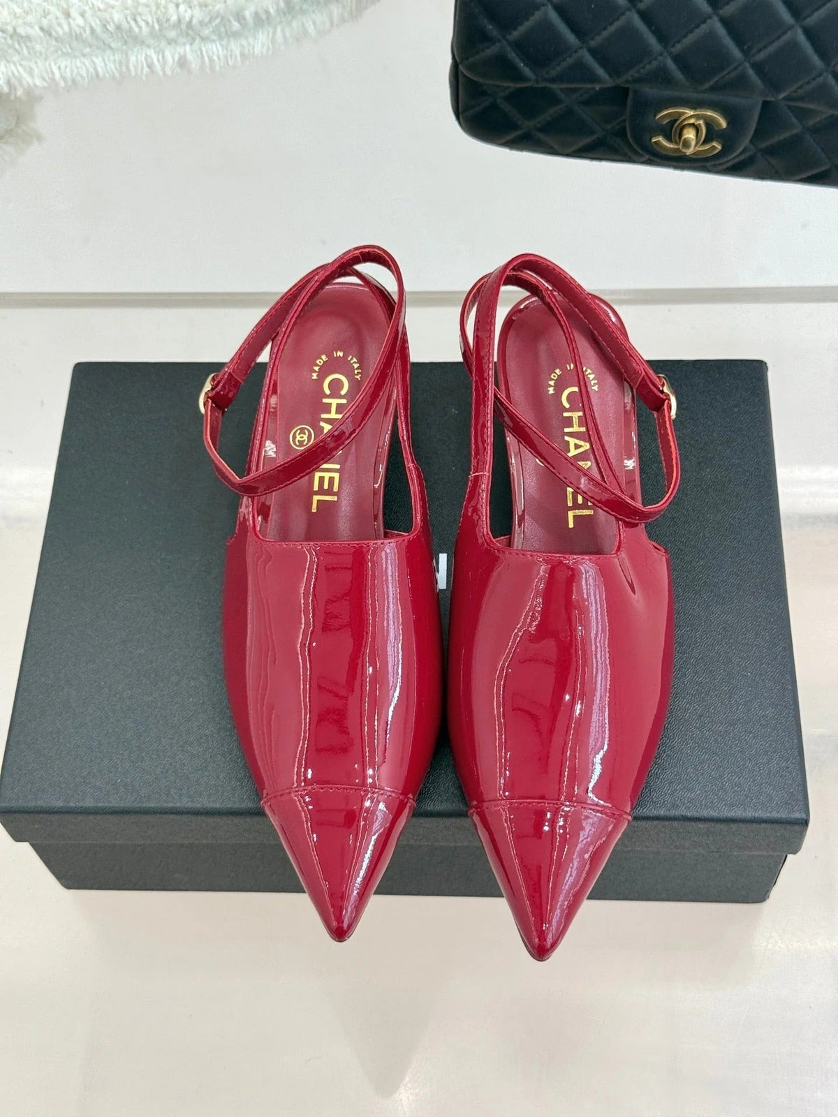 CC Pointed Toe Kitten Heel 30 Open Back Sandals Red in Patent Leather 706380