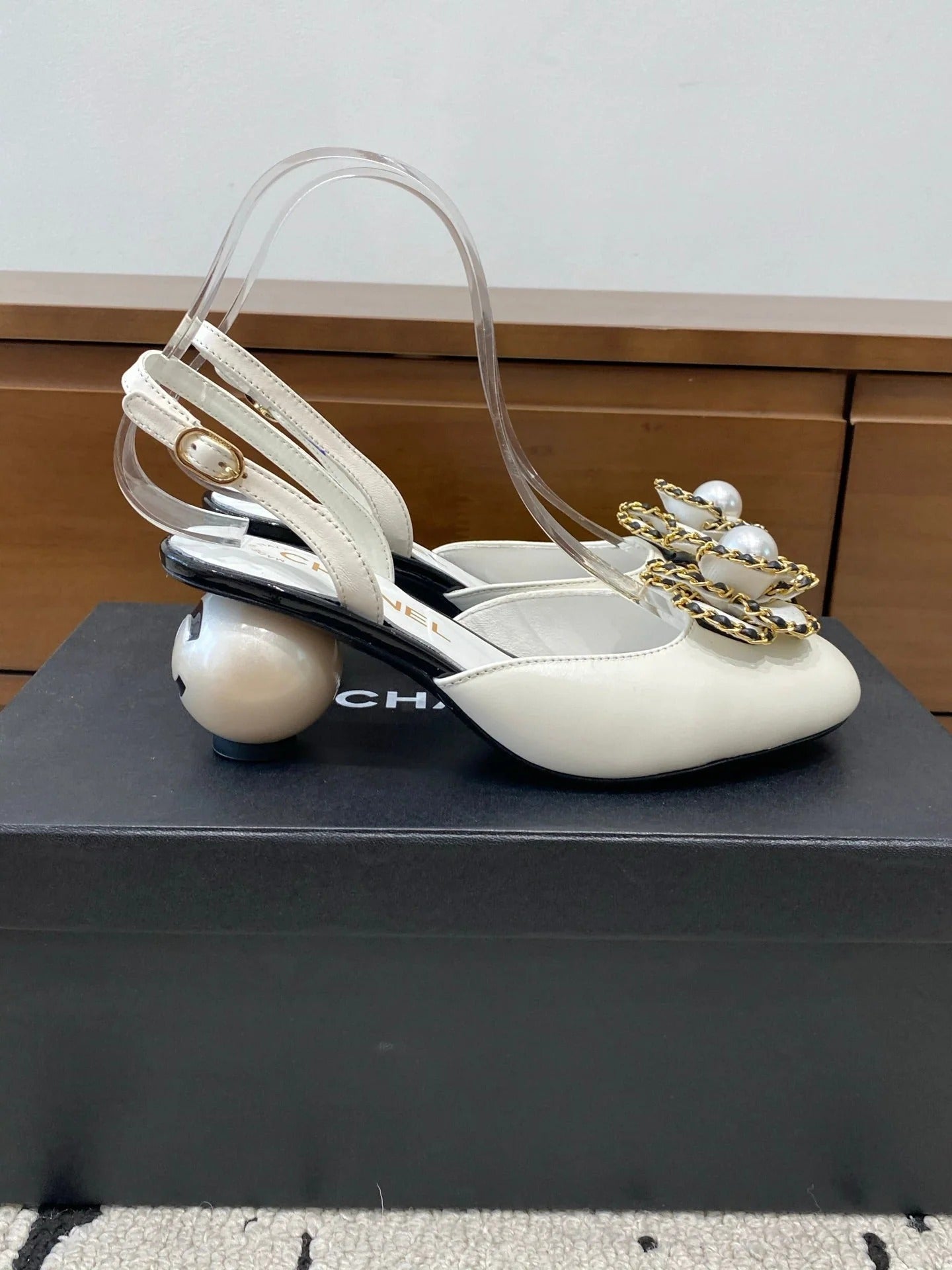 Chanel 26 Round Toe Pearl Heel 50 Shoes White in Cowhide 729341