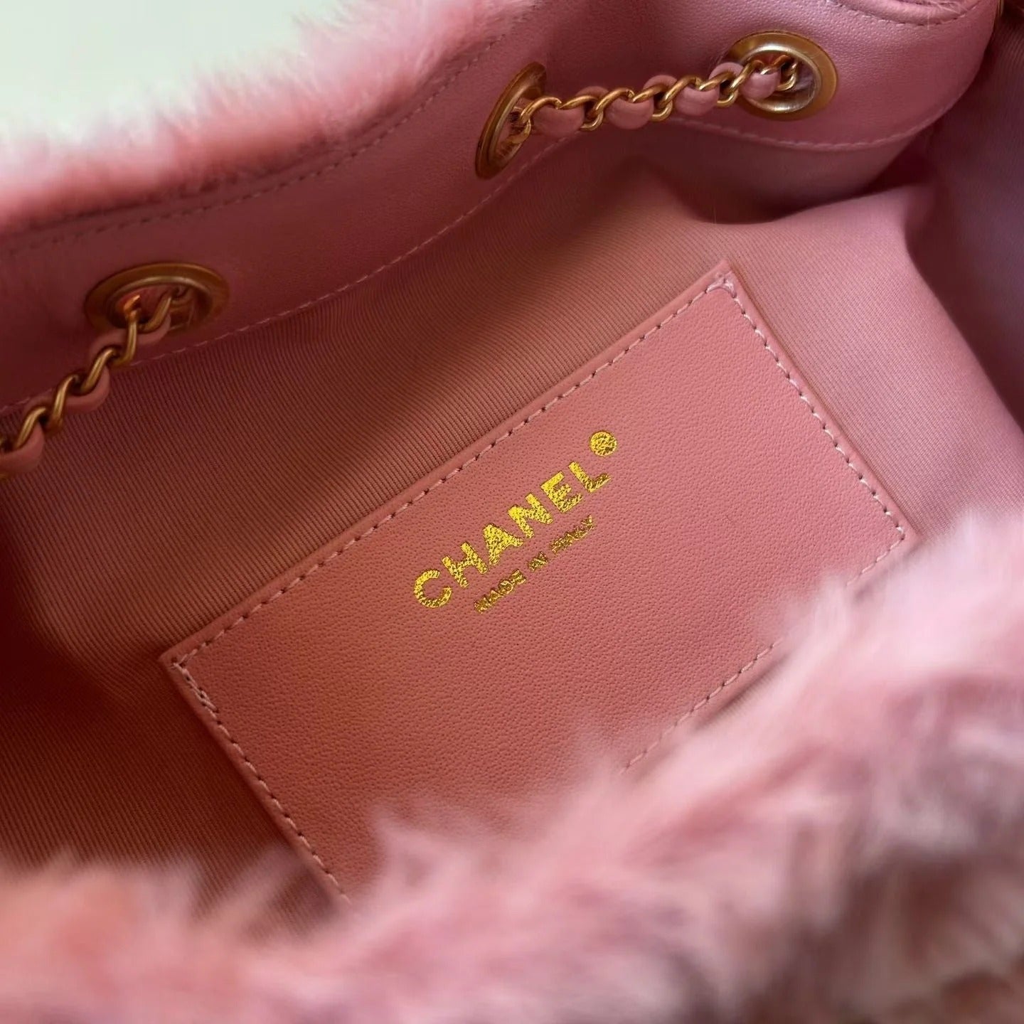 Chane 2026 Hobo Bag 30cm Pink Fur Leather