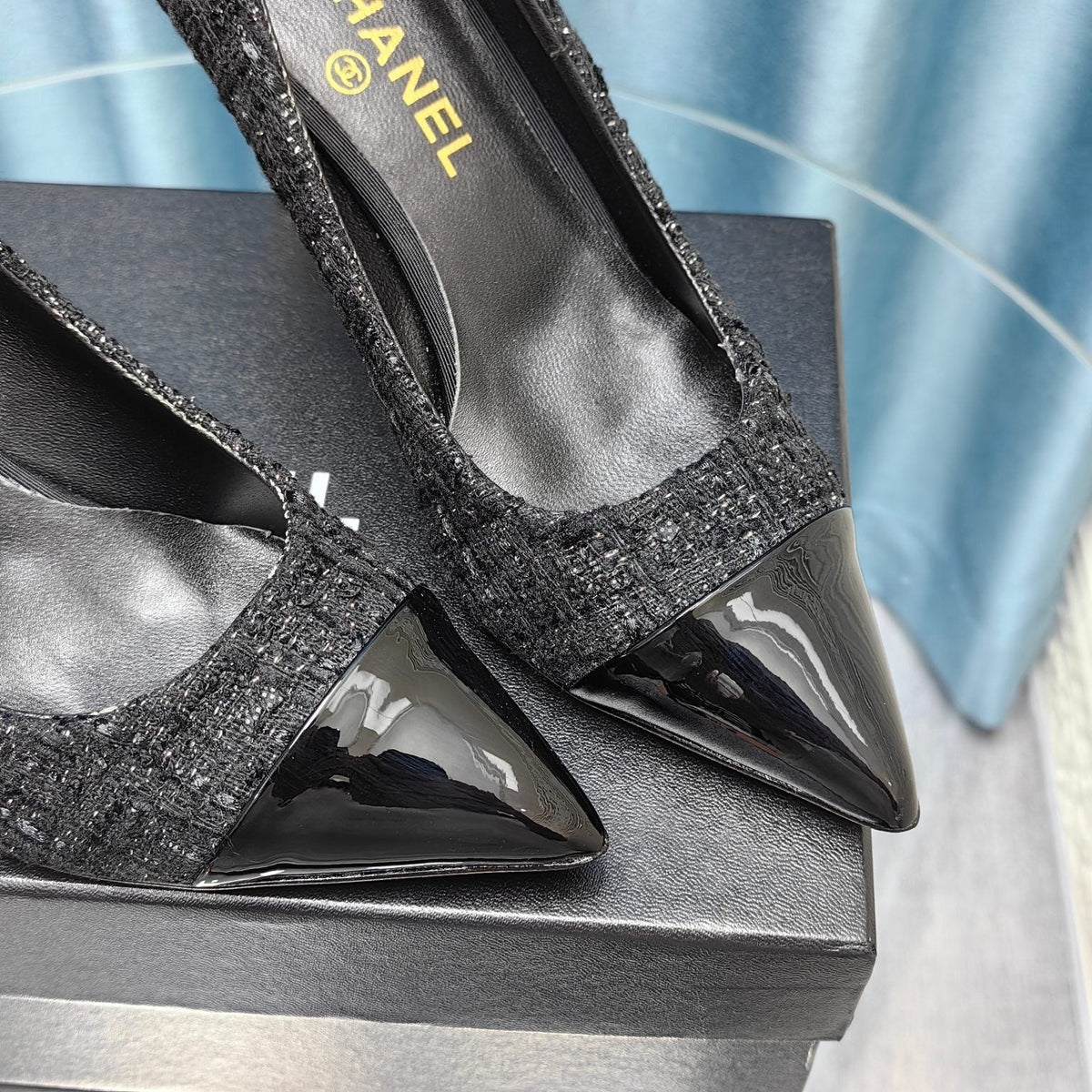 Chanel 26 Pointed Toe 85mm Pearl Black in Coarse Tweed 712805