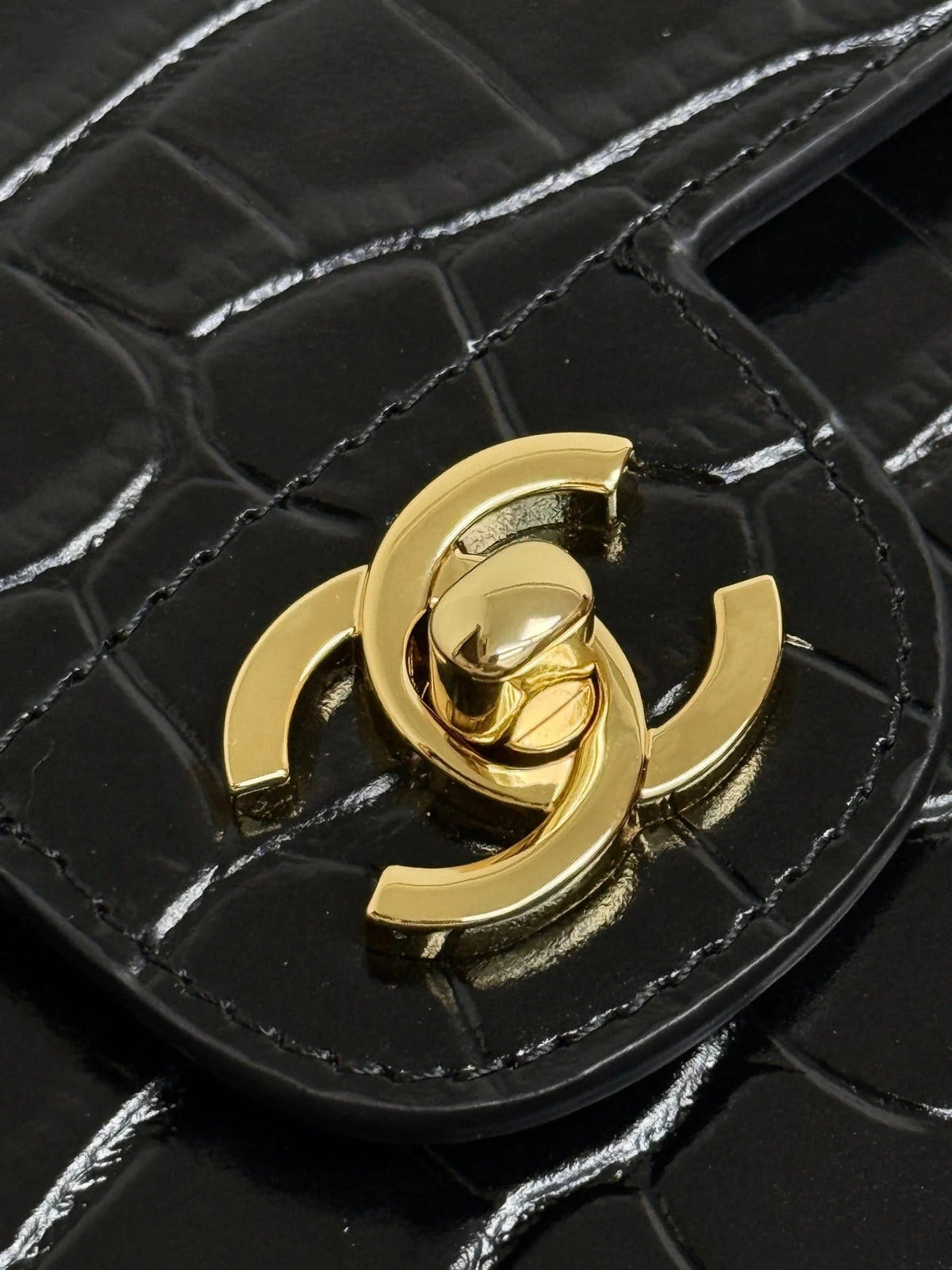 Chanel 2026 Crocodile Embossed Flap Bag 19.5cm Calfskin