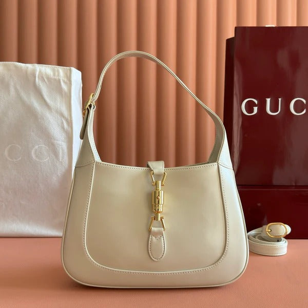 GG 28 Jackie 1961 Shoulder Bag White in Cowhide 636709