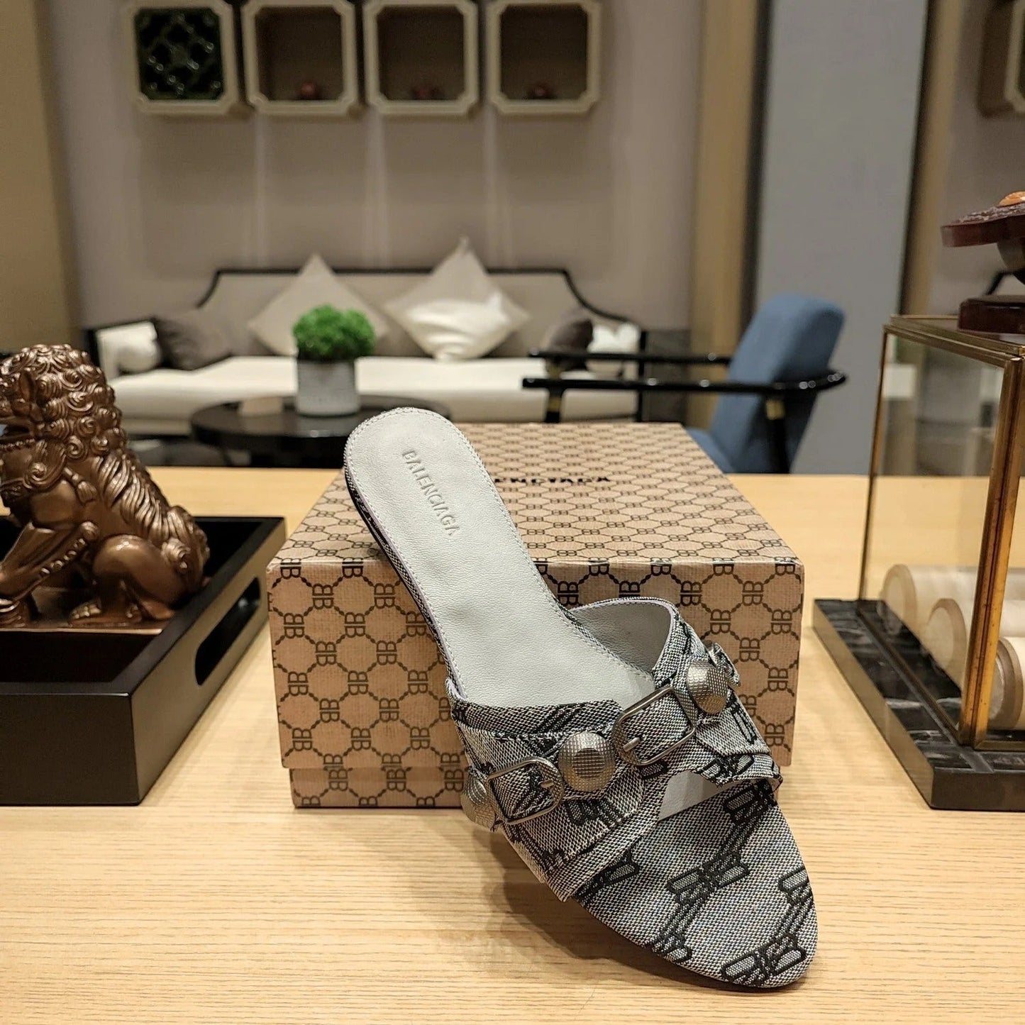 Balenciaga 26s Flat Slippers Gray Canvas Leather 681305