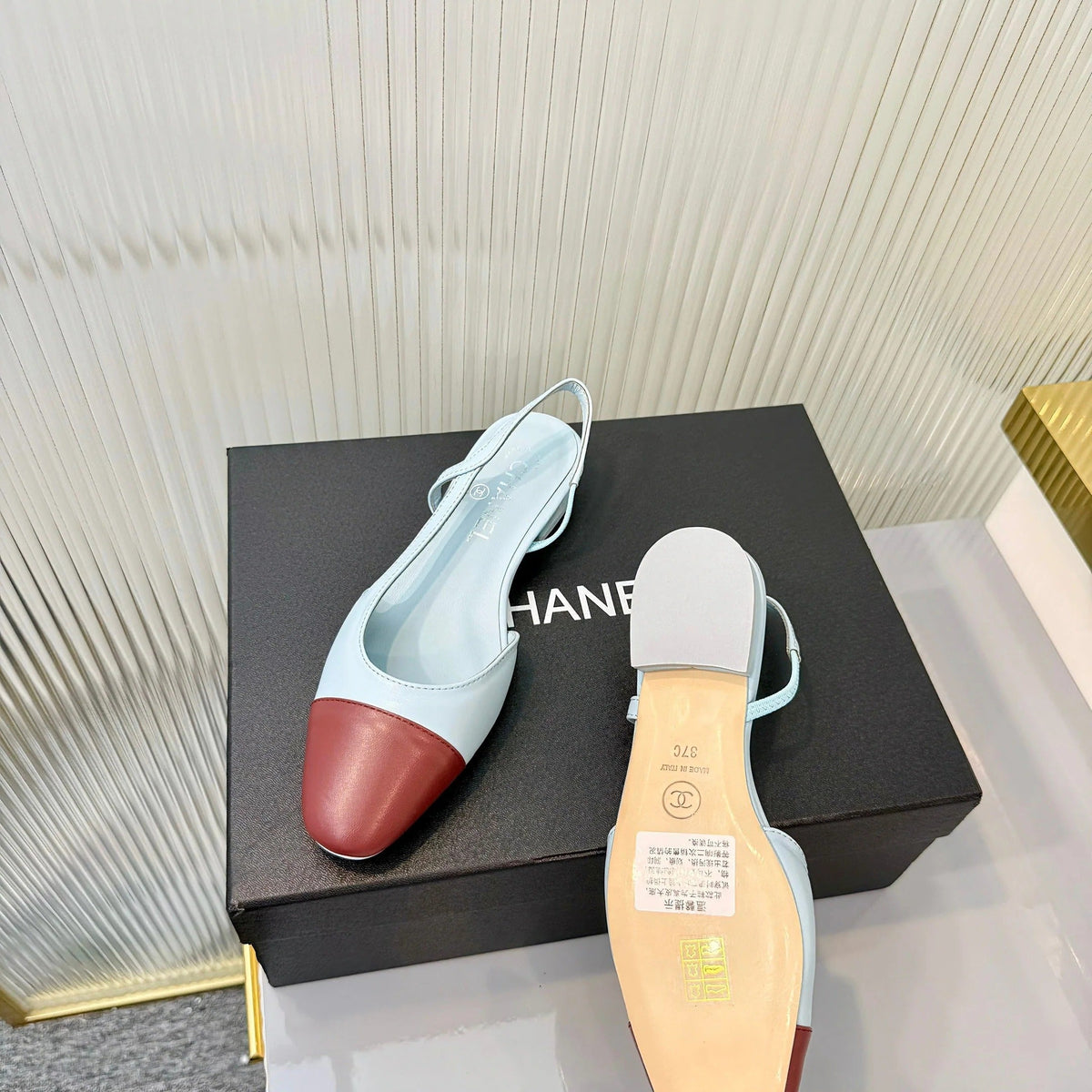 CC 26 Slingback Flat Sky Blue Burgundy Lambskin 714026