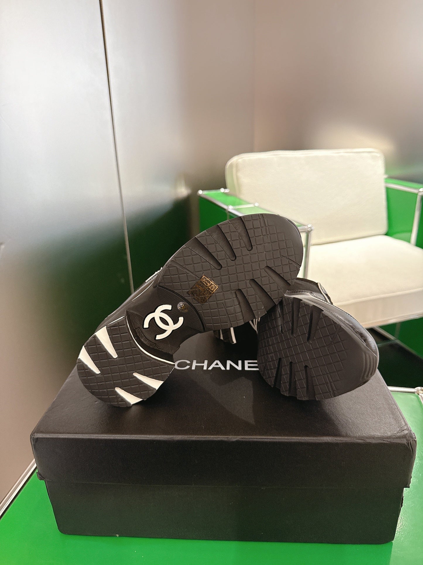 Chanel Low-Top Sneakers 30mm Black Calfskin Leather and Mesh  507543